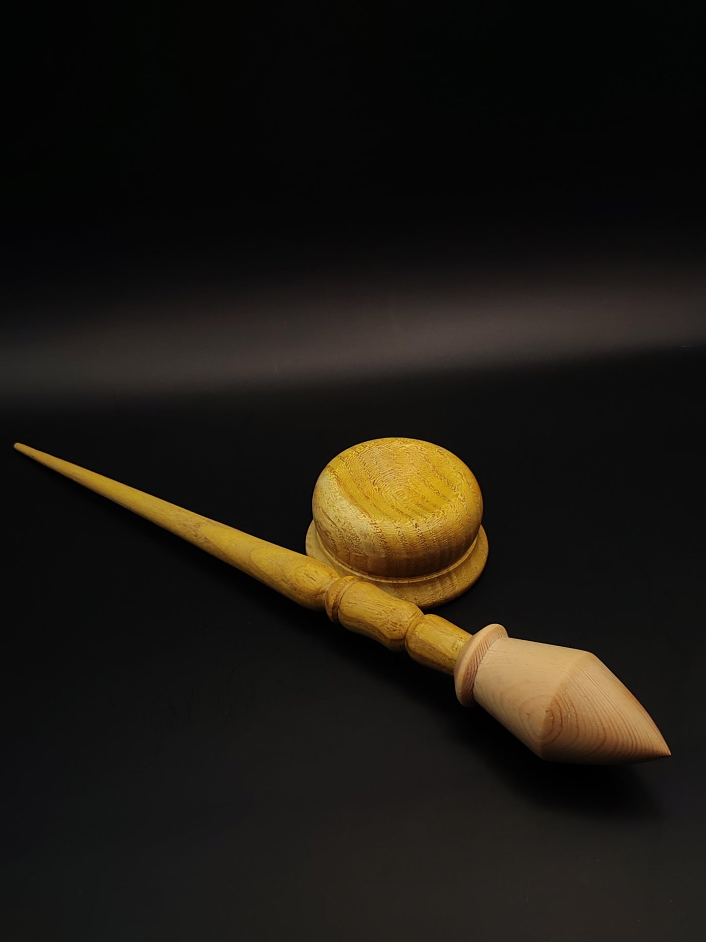The Larch & Mulberry Blend: A Natural Spinning Harmony