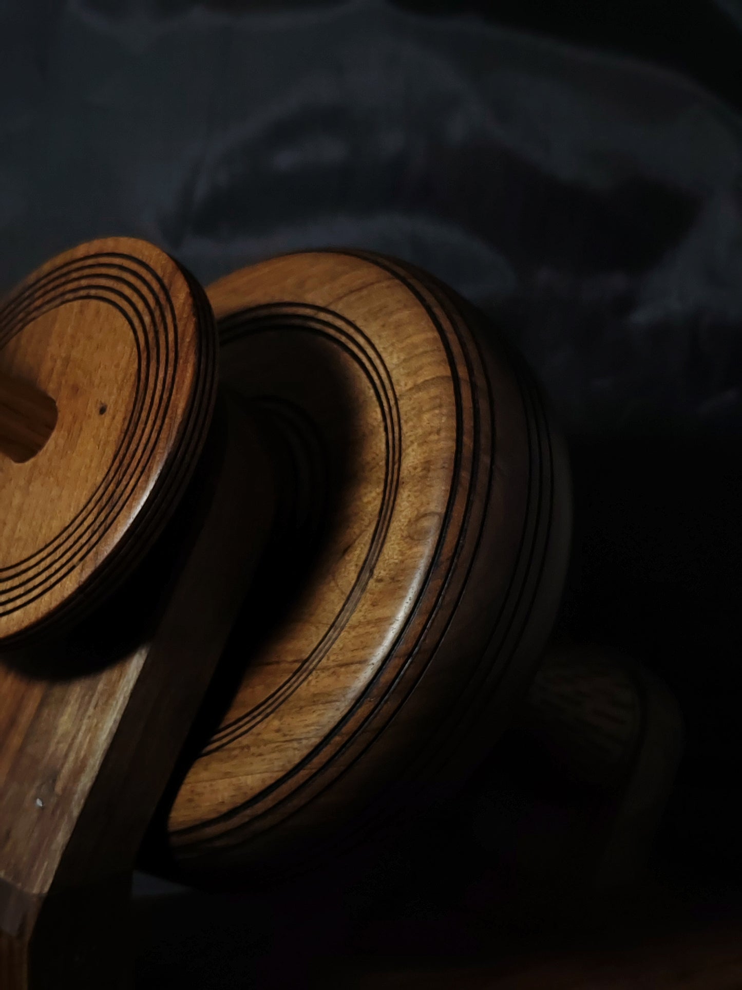 Walnut Kick Spindle – Removable Spindle & Bearing System