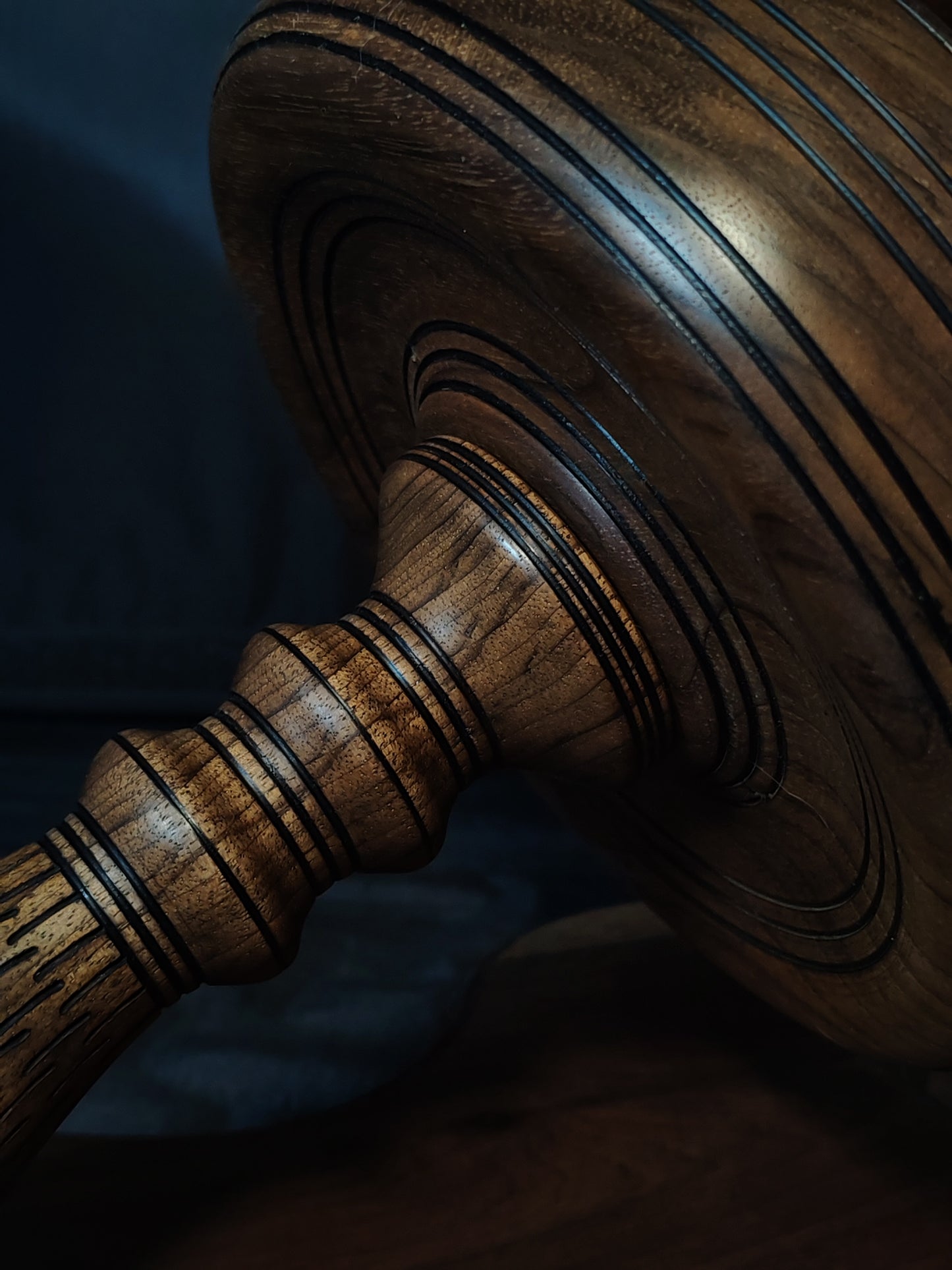 Walnut Kick Spindle for Spinning – Stable Design & Easy Maintenance