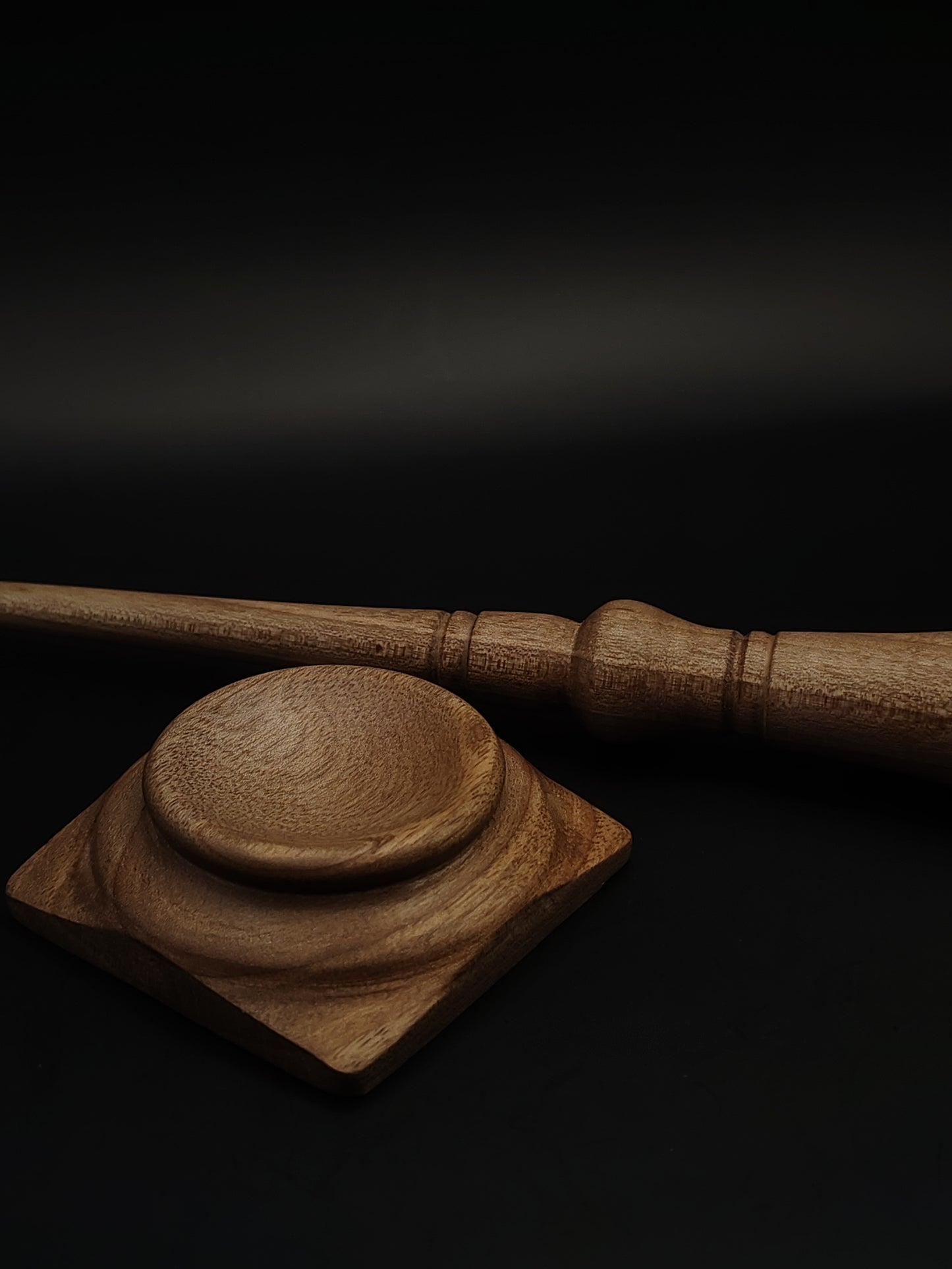 Grey Walnut Goddess Support Spindle Set – 25g / 0.88oz, 27cm / 10.6in – Includes Walnut Support Bowl | Organic Wax Finish | Kravelli Spindles