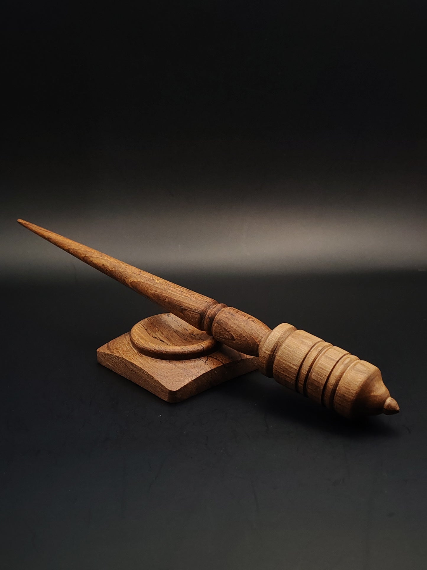 Support Spindle Set: Walnut Goddess Spindle (24.5 cm / 9.65 in, 32 g / 1.13 oz) with Walnut Support Bowl