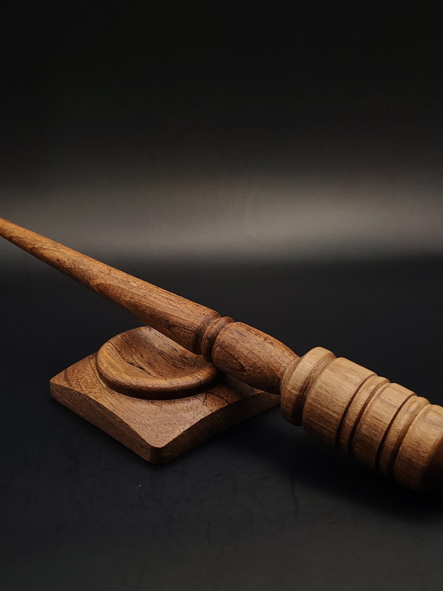 Support Spindle Set: Walnut Goddess Spindle (24.5 cm / 9.65 in, 32 g / 1.13 oz) with Walnut Support Bowl