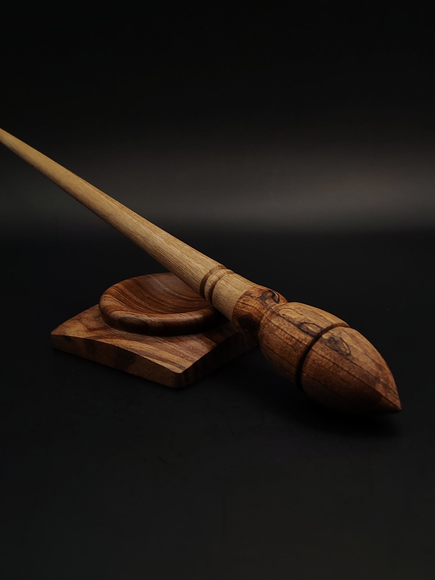 Goddess Spindle Set: Walnut (26.5 cm / 10.43 in, 21 g / 0.74 oz) with Walnut Support Bowl