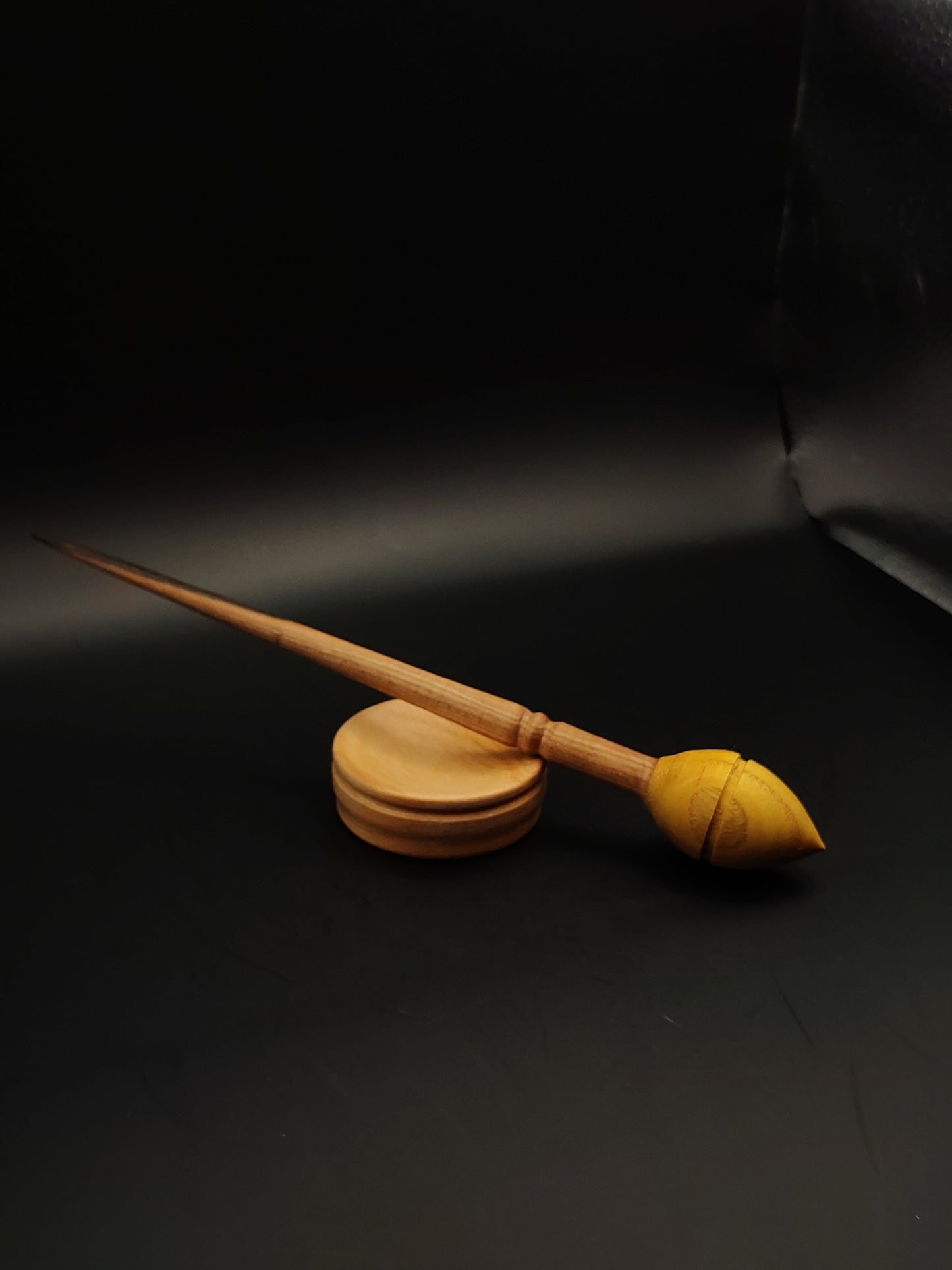 Support Spindle Set: Oak Shaft & Mulberry Whorl (23 cm / 9.06 in, 16 g / 0.56 oz) with Beech Support Bowl