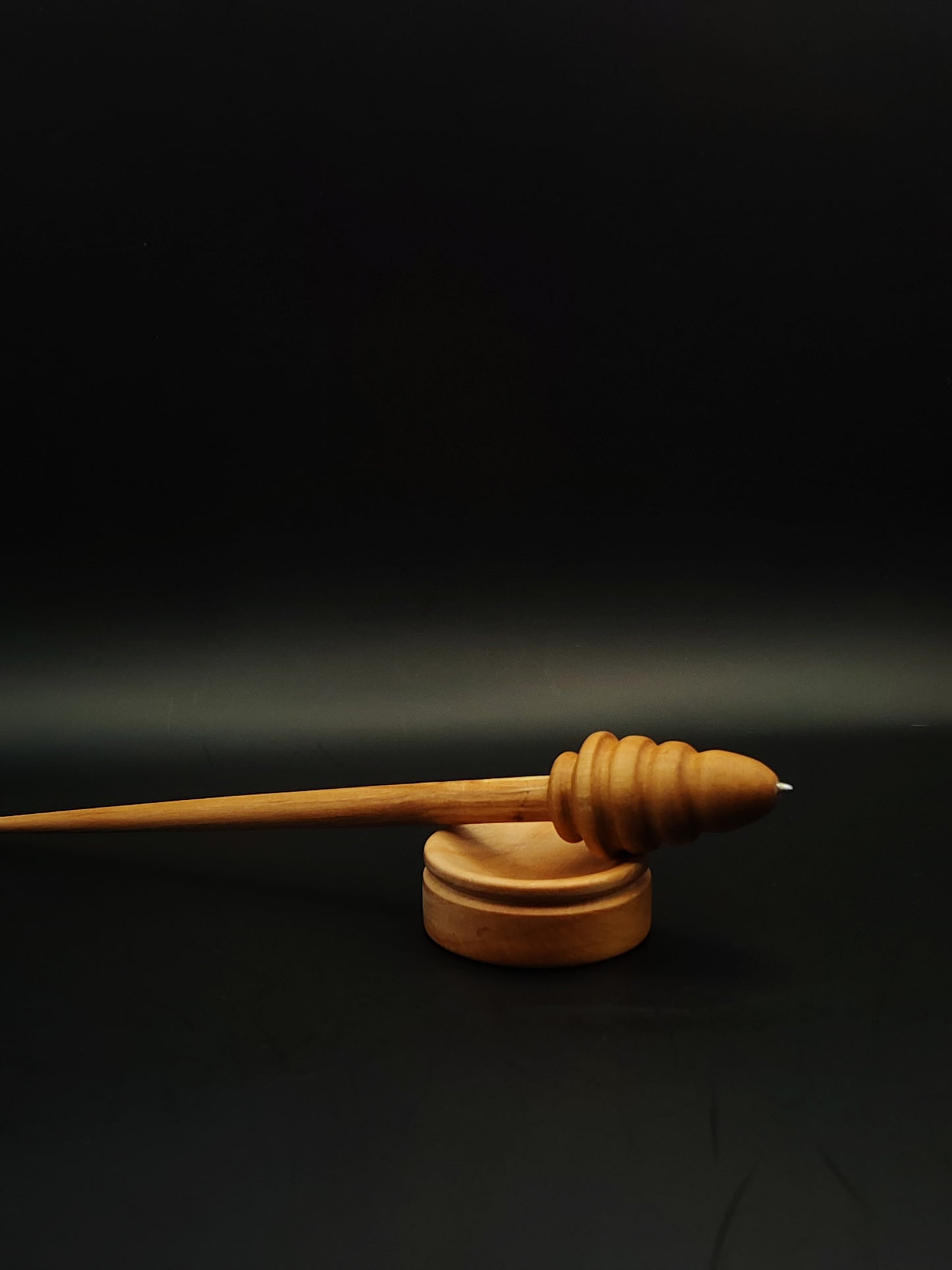 Support Spindle Set – Pear Whorl with Metal Tip & Alder Shaft – 18g / 0.63oz, 25cm / 9.84in – With Beech Support Bowl | Organic Wax Finish | Kravelli Spindles