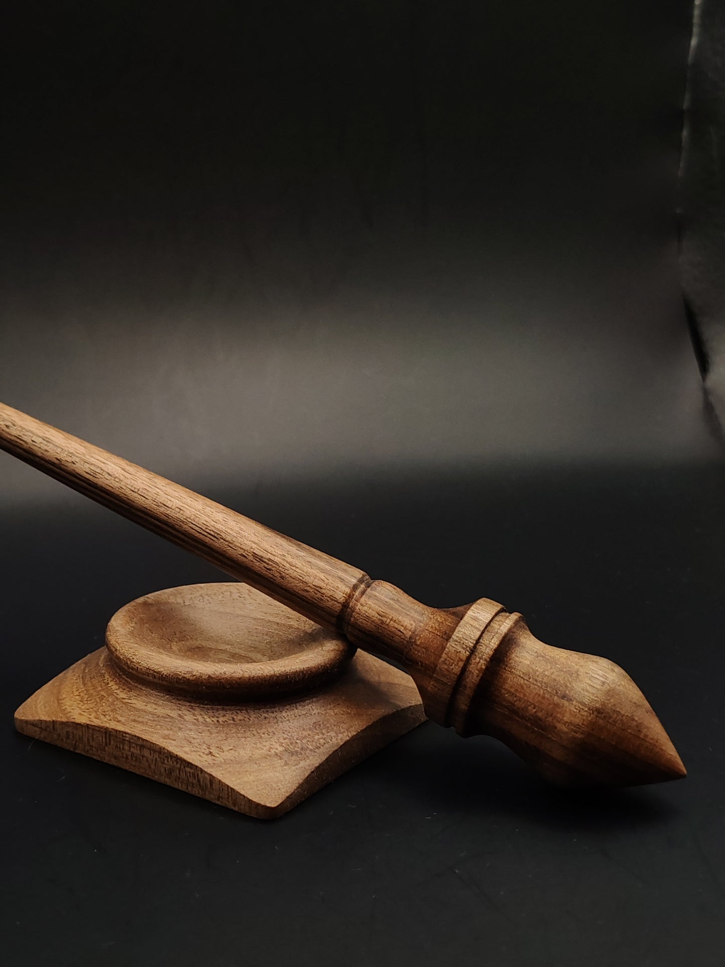 Walnut Support Spindle Set – 21g / 0.74oz, 25cm / 9.84in – With Matching Walnut Support Bowl | Organic Wax Finish | Kravelli Spindles