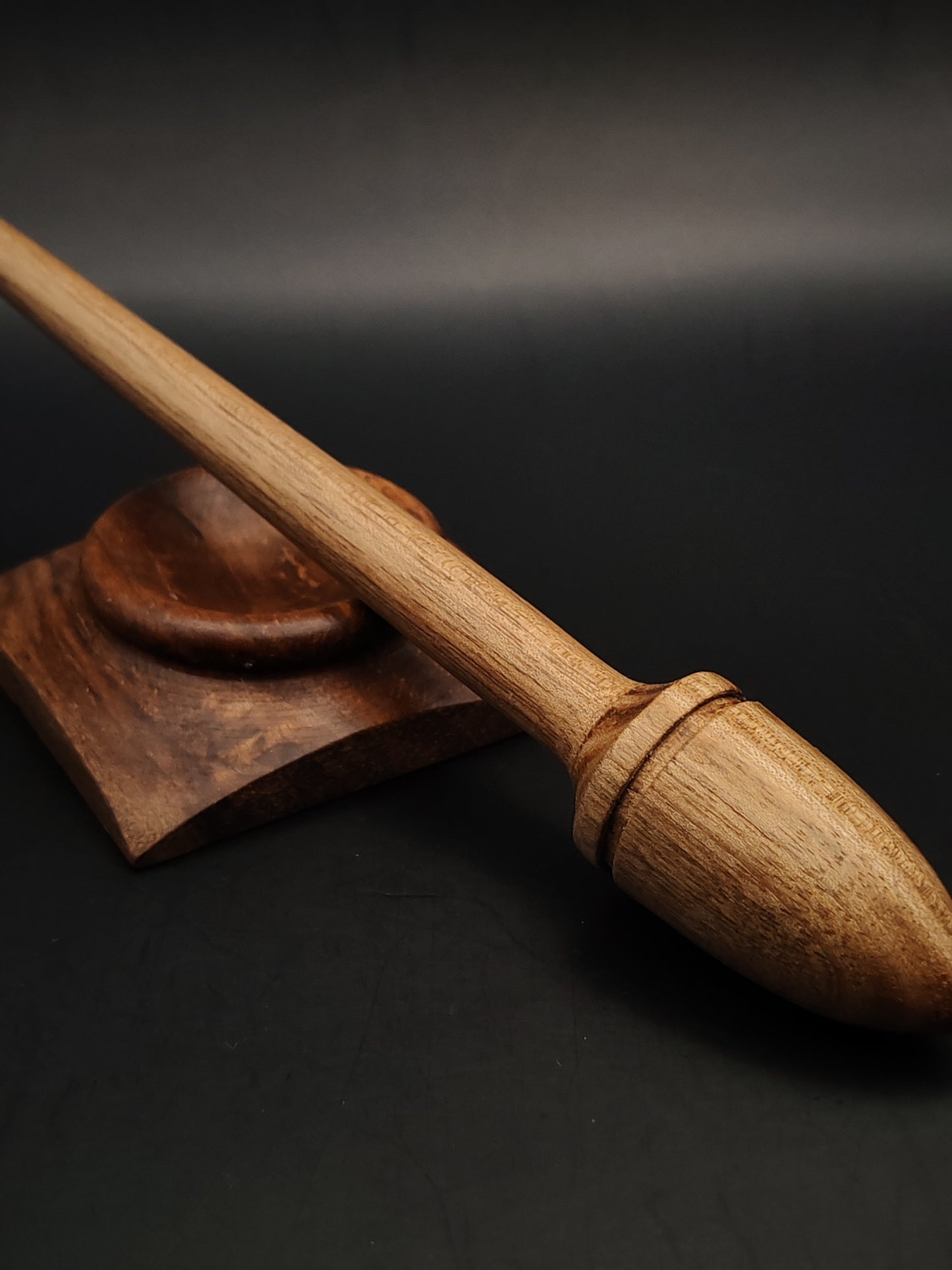 Walnut Support Spindle Set – 19g / 0.67oz, 25.5cm / 10.03in – With Walnut Support Bowl | Medium-Light Spindle for Supported Spinning | Kravelli Spindles