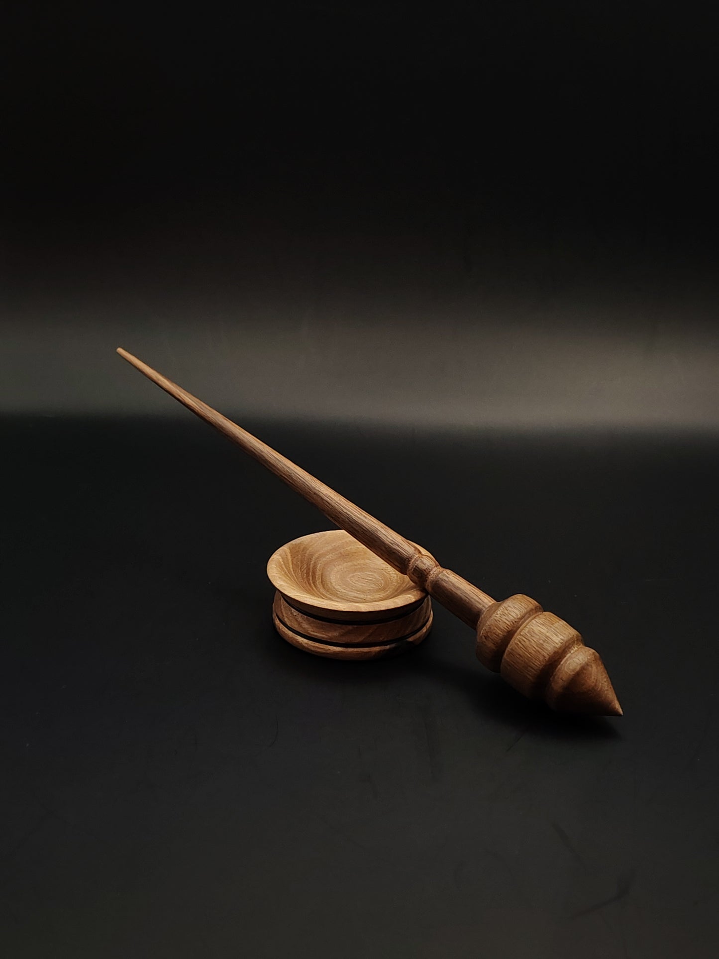 Walnut Support Spindle Set – 15g / 0.53oz, 23cm / 9.05in – With Walnut Support Bowl | Lightweight Spindle for Fine Supported Spinning | Kravelli Spindles