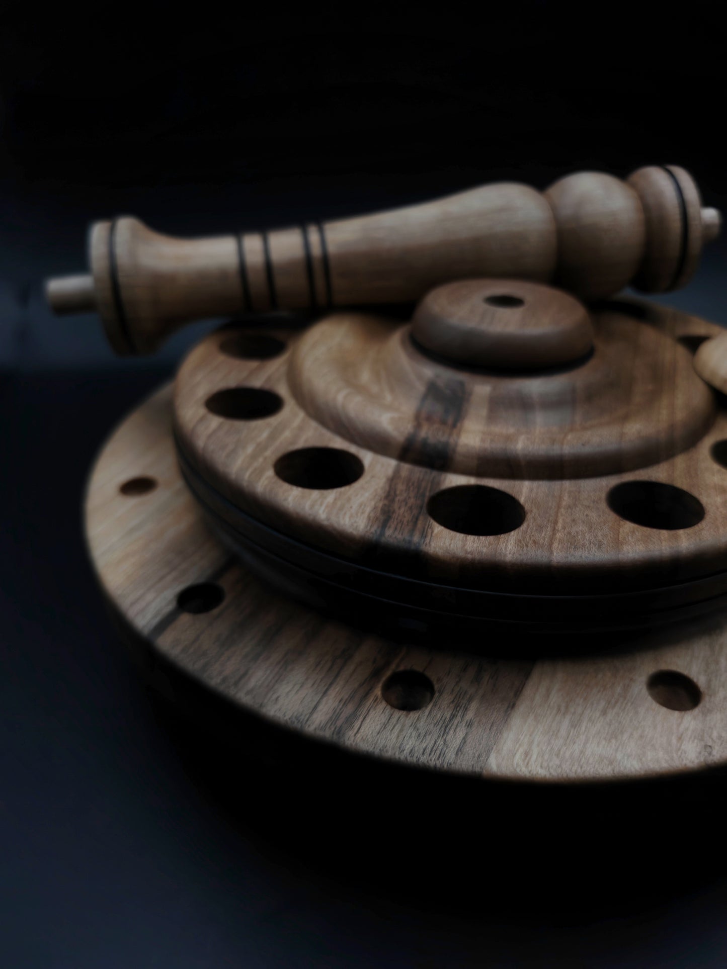 Walnut & Oak Spindle Stand – Holds 12 Drop or Support Spindles (17 cm / 6.69 in Between Discs)