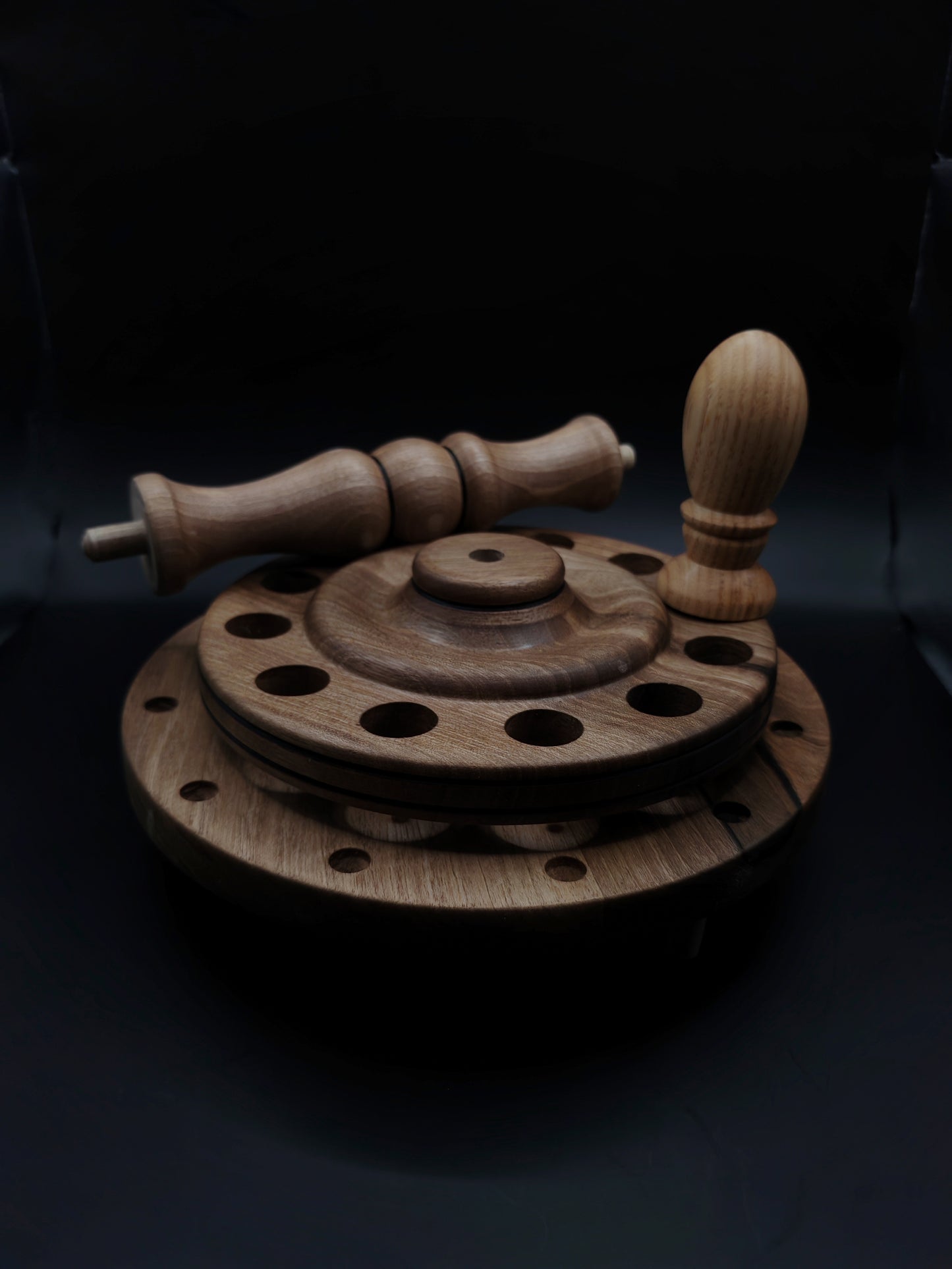 Crafted Walnut Spindle Organizer with Oak Accent – 12 Spindle Capacity (17 cm / 6.69 in Spacing)