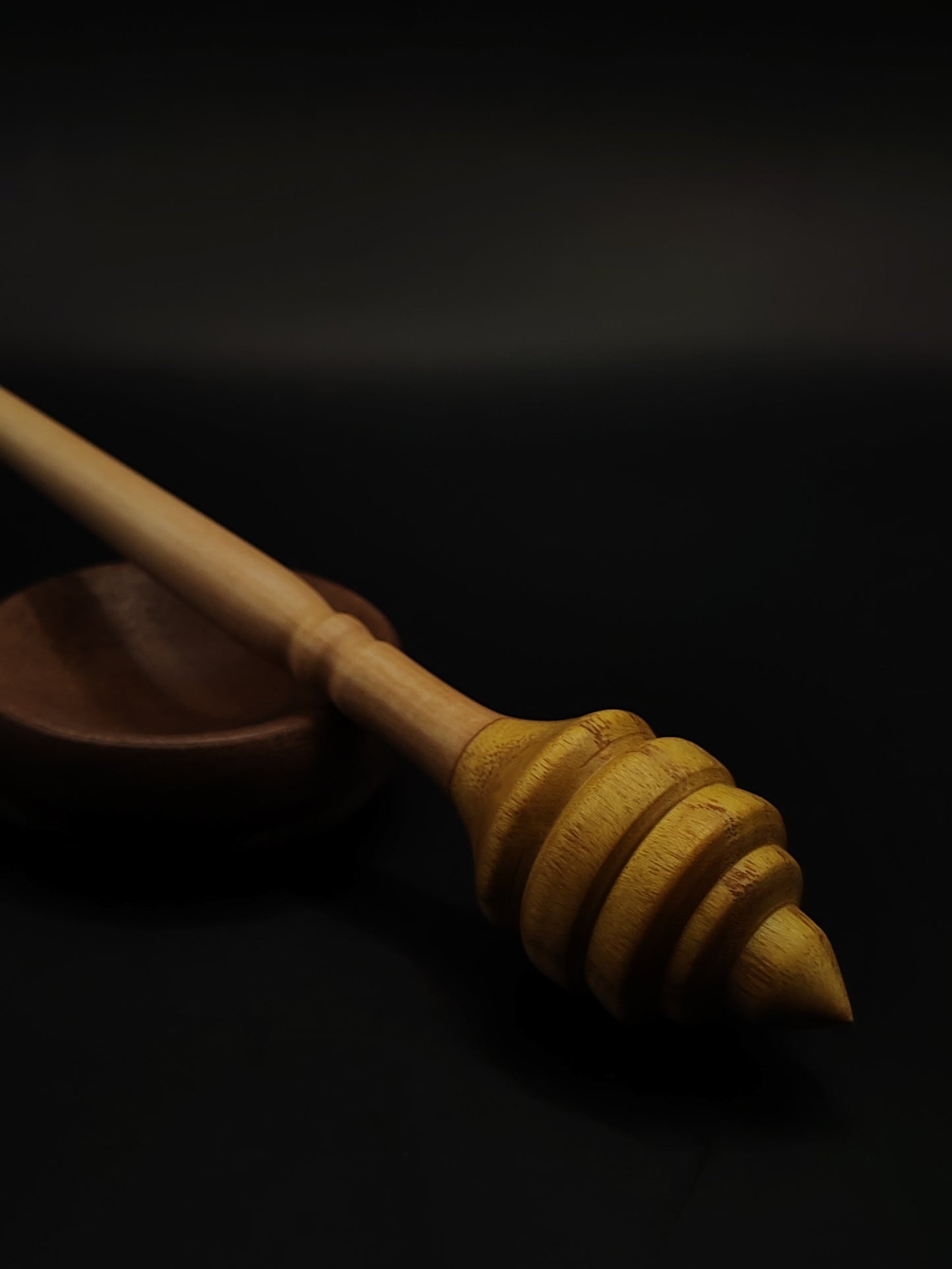 Support Spindle – 16g / 0.56oz, 23.5cm / 9.25in – Apple & Mulberry Wood | With Walnut Support Bowl | Lightweight Spindle for Supported Spinning | Kravelli Spindles