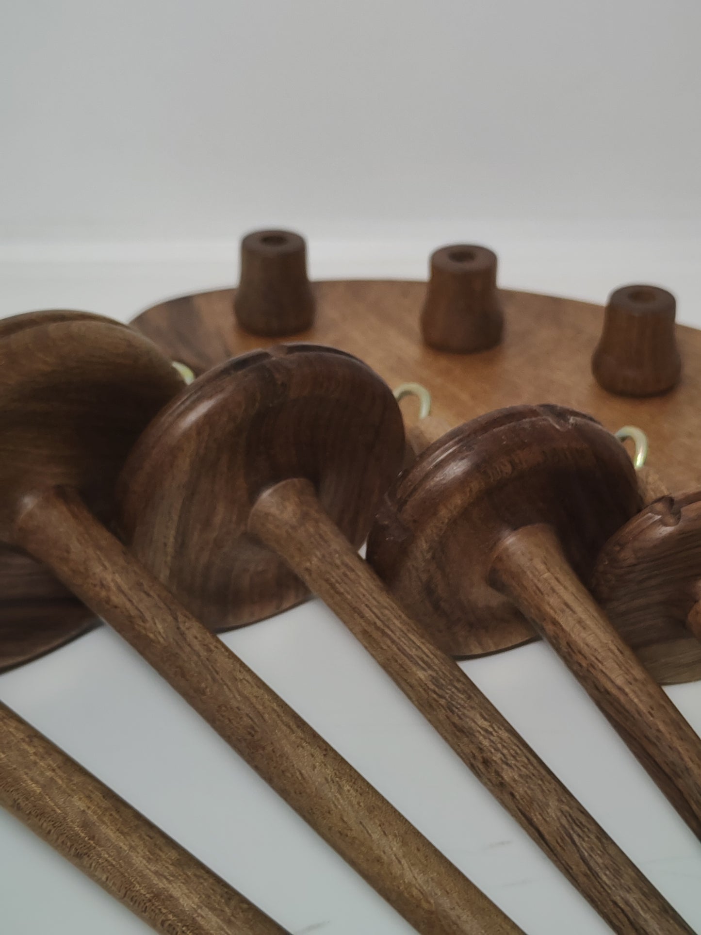 Complete Drop Spindle Set – 5 Walnut Wood Spindles + Matching Stand | Full Weight Range | Handcrafted Spinning Tools | Kravelli