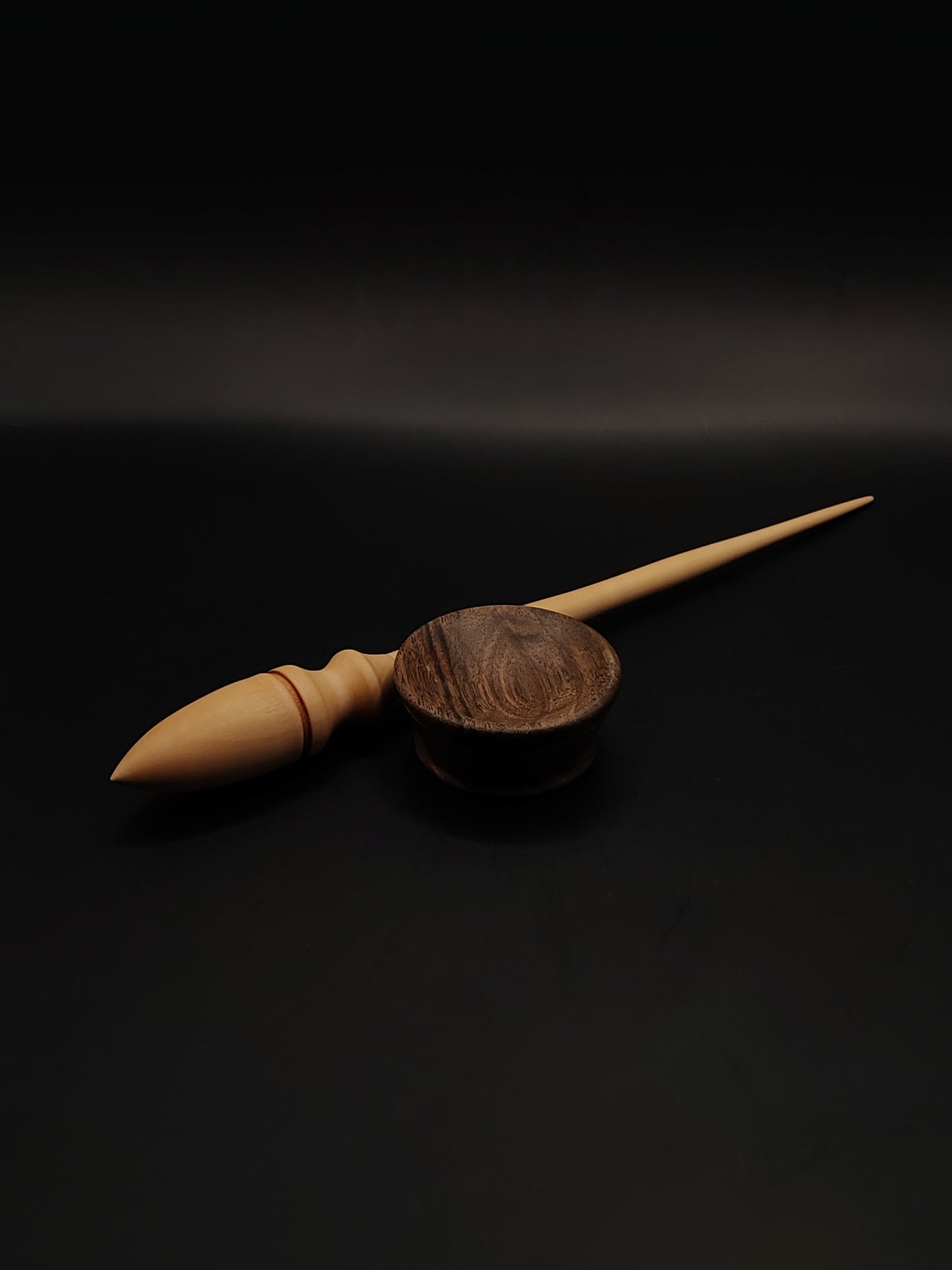 Artisan Support Spindle – Pear Wood | 21g / 0.74oz, 26.5cm / 10.4in | With Walnut Support Bowl | Balanced Spinning Tool | Kravelli
