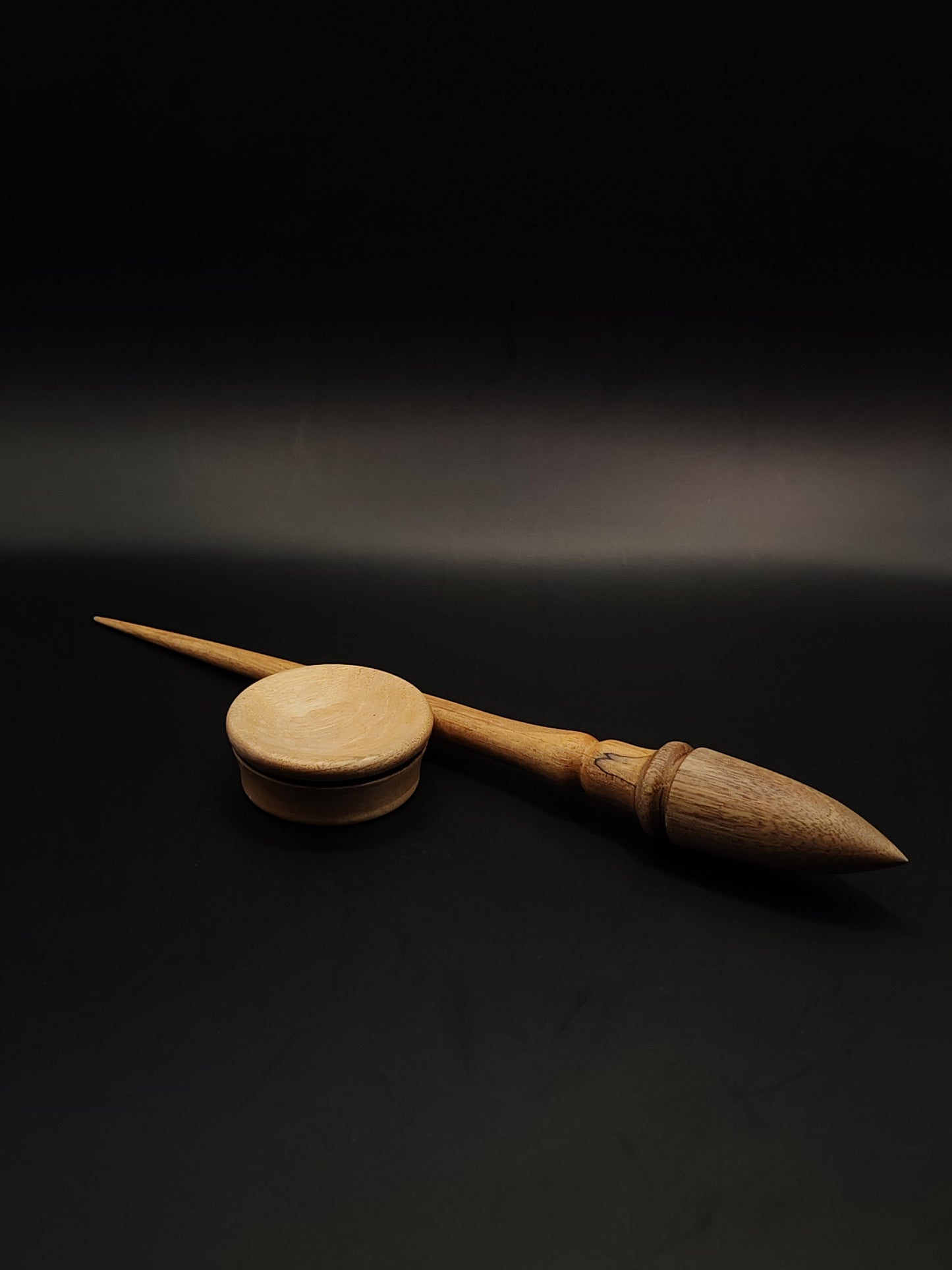 Support Spindle for Yarn Spinning – Alder Shaft & Grey Walnut Whorl (27.5 cm, 26 g) | Artisan Goddess Spindle Set with Pear Support Bowl