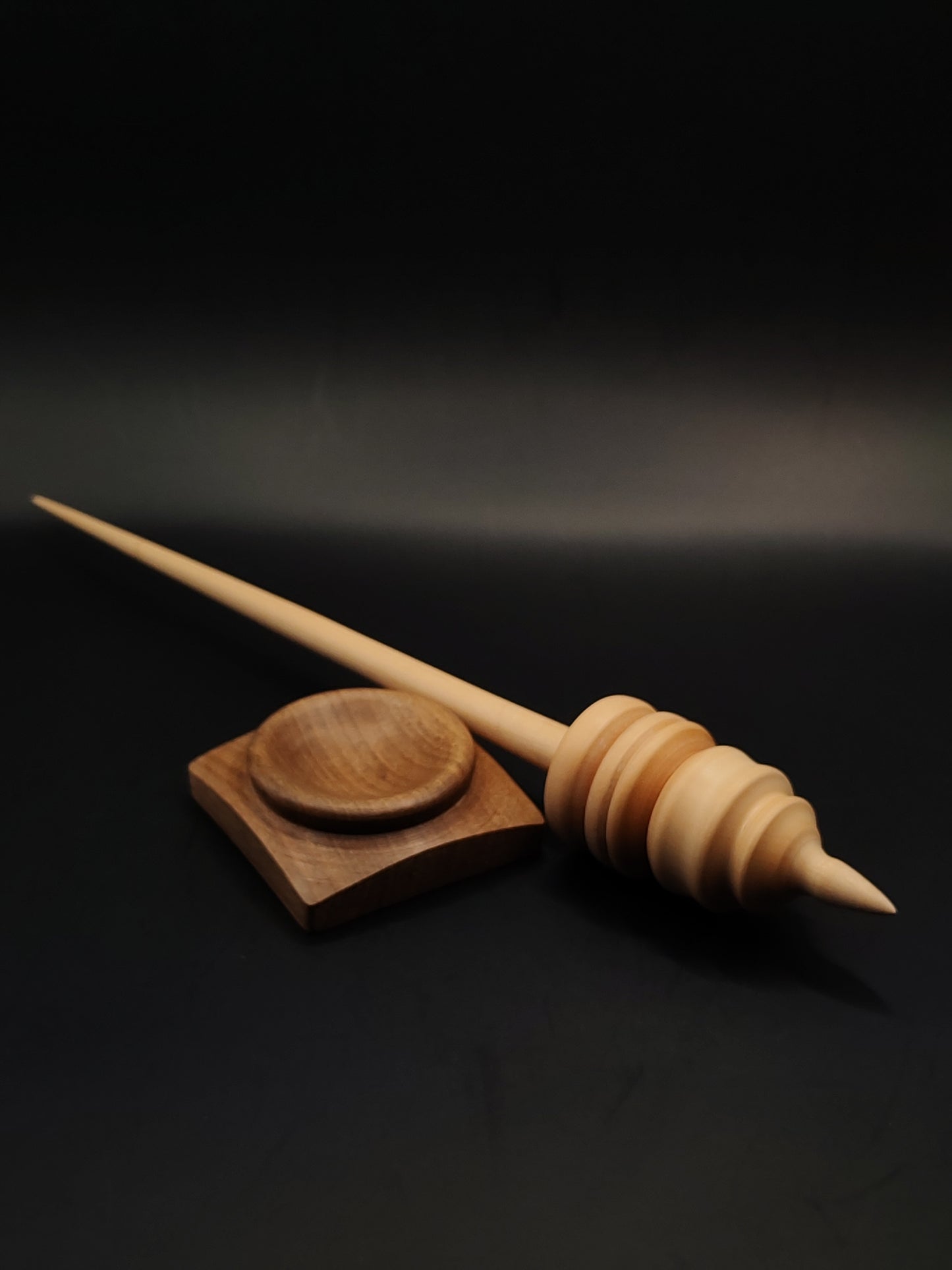 Pear Support Spindle for Plying & Art Yarn – 38g / 1.34oz – 30cm / 11.8in | Set with Walnut Support Bowl