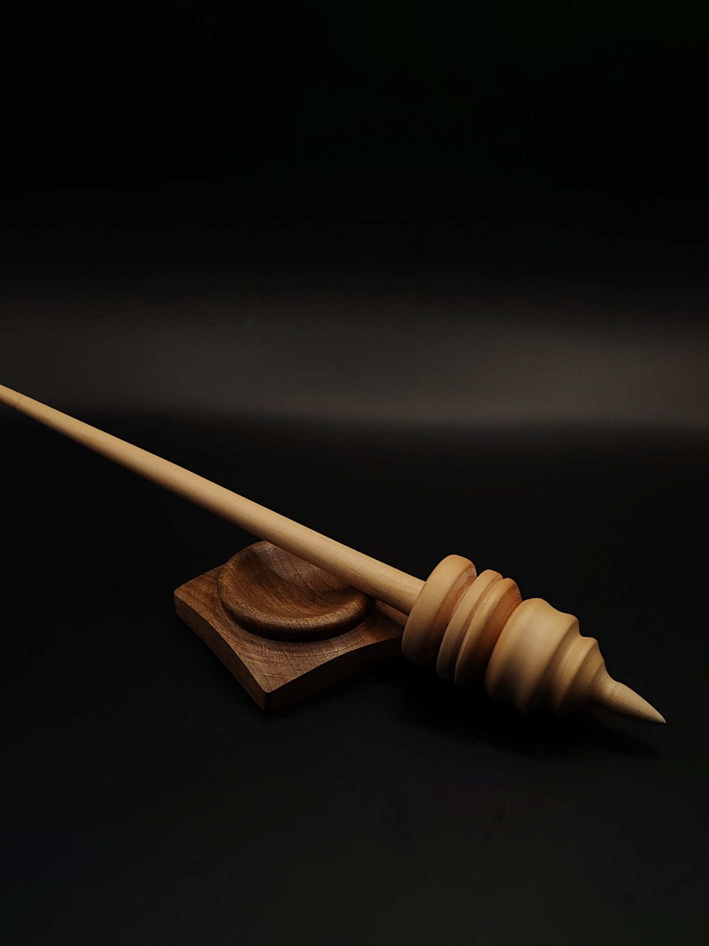 Pear Support Spindle for Plying & Art Yarn – 38g / 1.34oz – 30cm / 11.8in | Set with Walnut Support Bowl