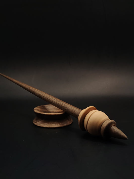 Support Spindle for Yarn Spinning – 24g / 27cm (0.85oz / 10.6in) – Walnut Shaft & Apple Whorl with Walnut Support Bowl