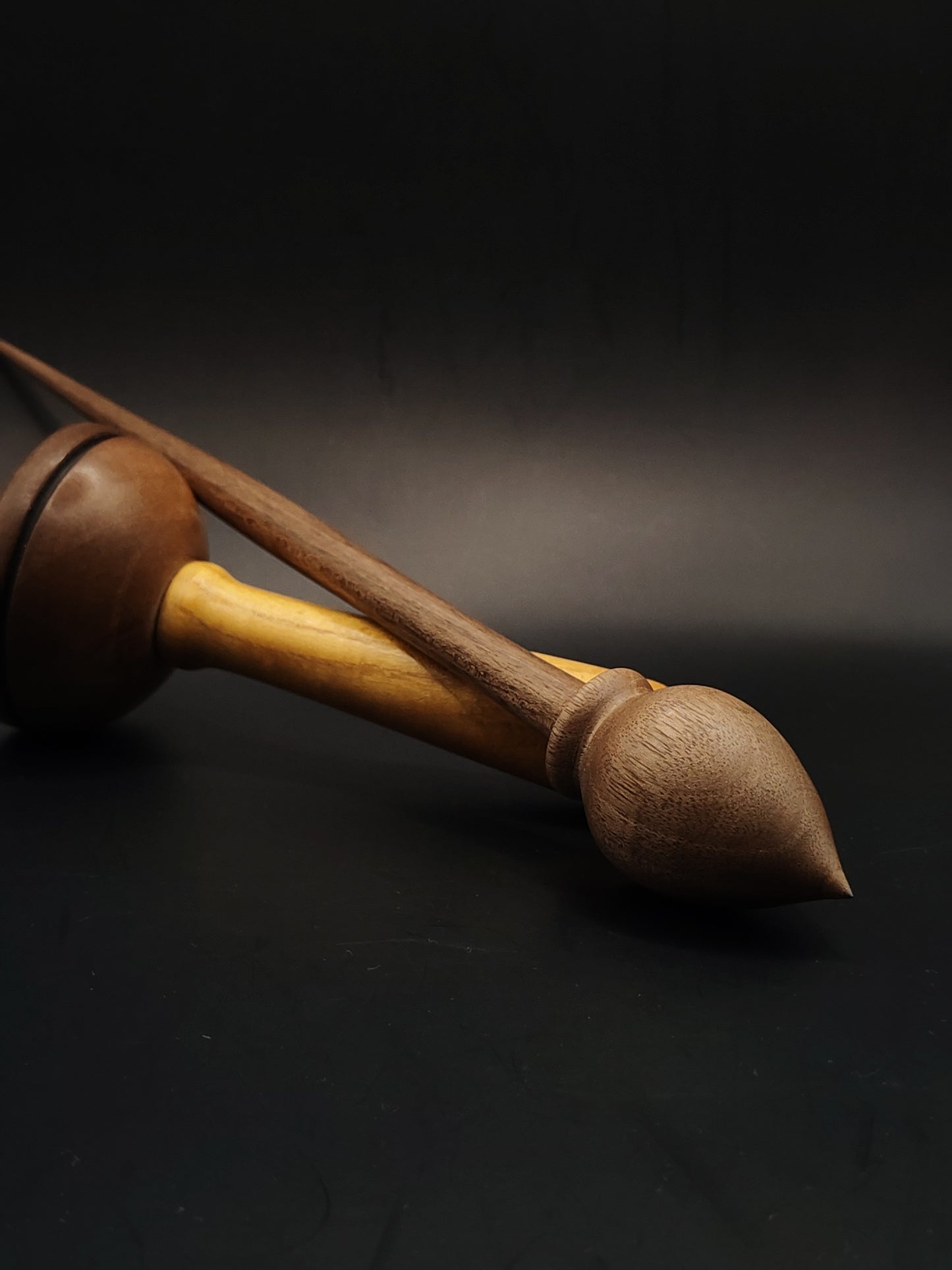 Support Spindle for Yarn Spinning – 31g / 27cm (1.09oz / 10.6in) – Walnut Wood + Mulberry & Walnut Lap Support Bowl Set