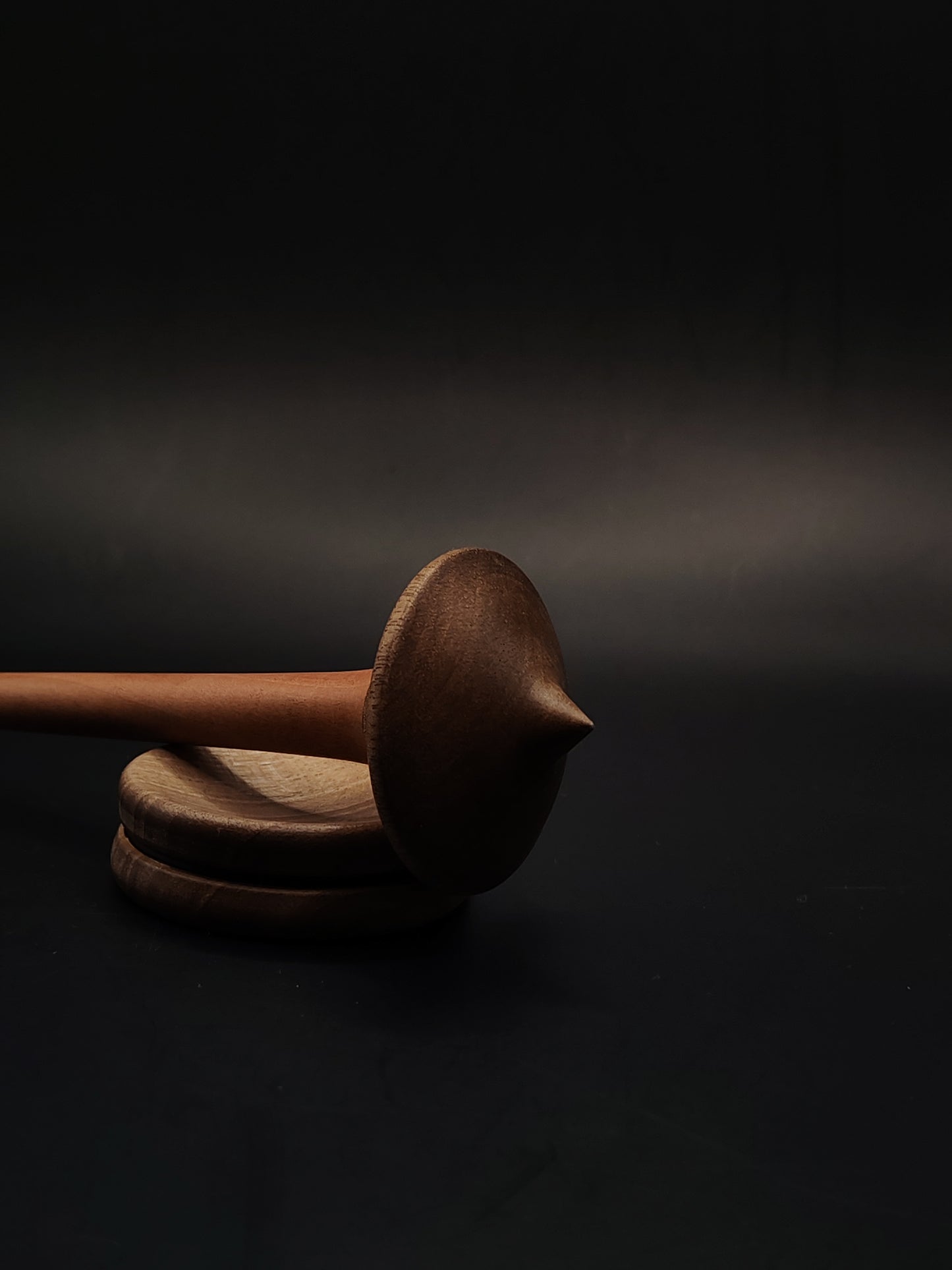 Support Spindle for Yarn Spinning – Elm & Walnut Wood (18 g, 20.5 cm) with Walnut Support Bowl | Handcrafted Spinning Tool by Kravelli