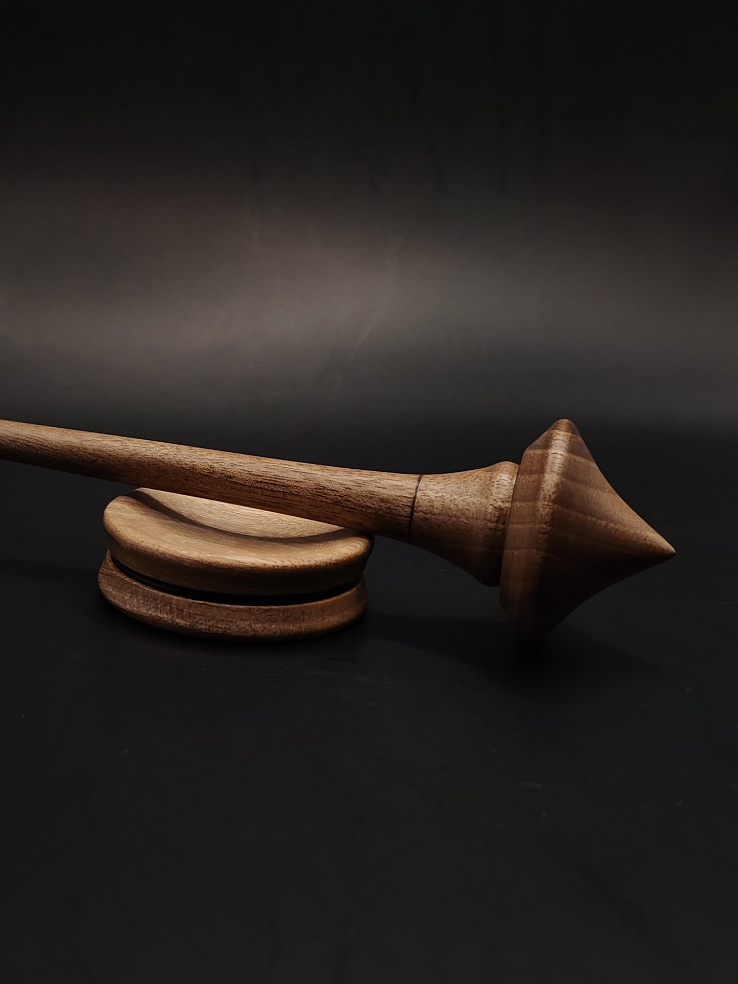 Support Spindle for Yarn Spinning – 20.5 cm (20 g) Walnut Wood Set with Grey Walnut Bowl | Compact Handcrafted Tool by Kravelli