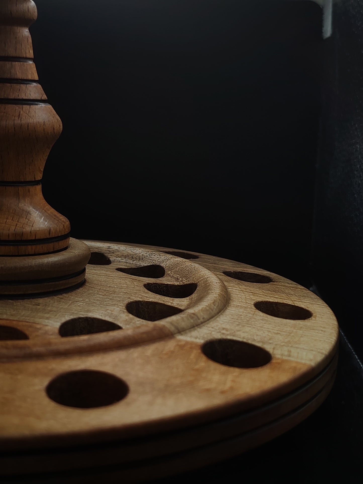 Rotating Spindle Stand – Holds 24 Drop & Support Spindles | Walnut & Beech Wood | 17 cm Height | Handcrafted by Kravelli