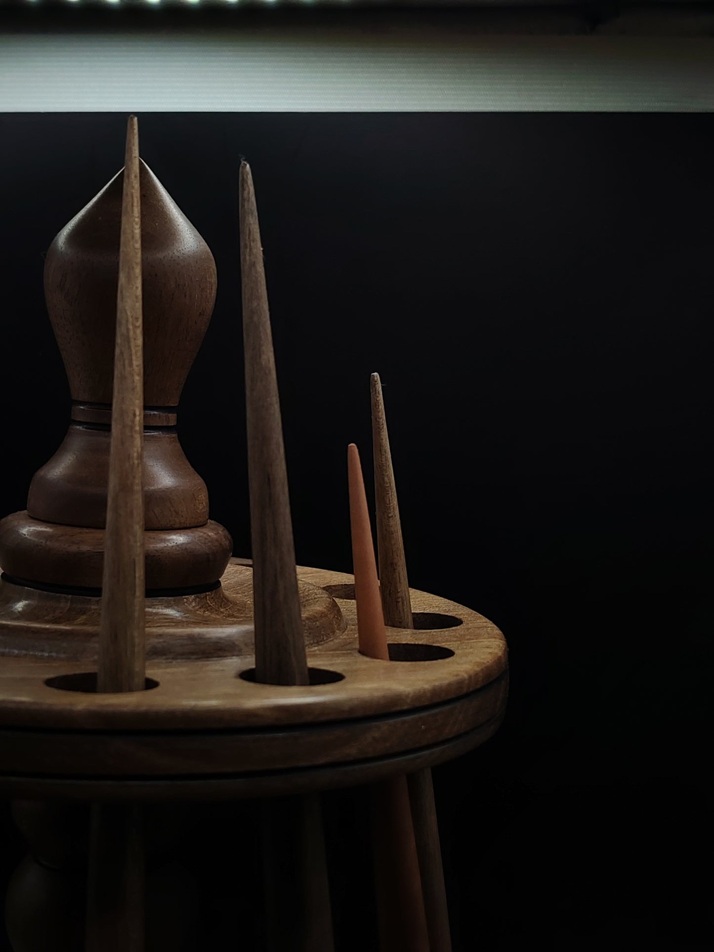 Spindle Stand for 12 Drop & Support Spindles – Solid Walnut Wood | 17 cm Height | Handcrafted Organizer by Kravelli