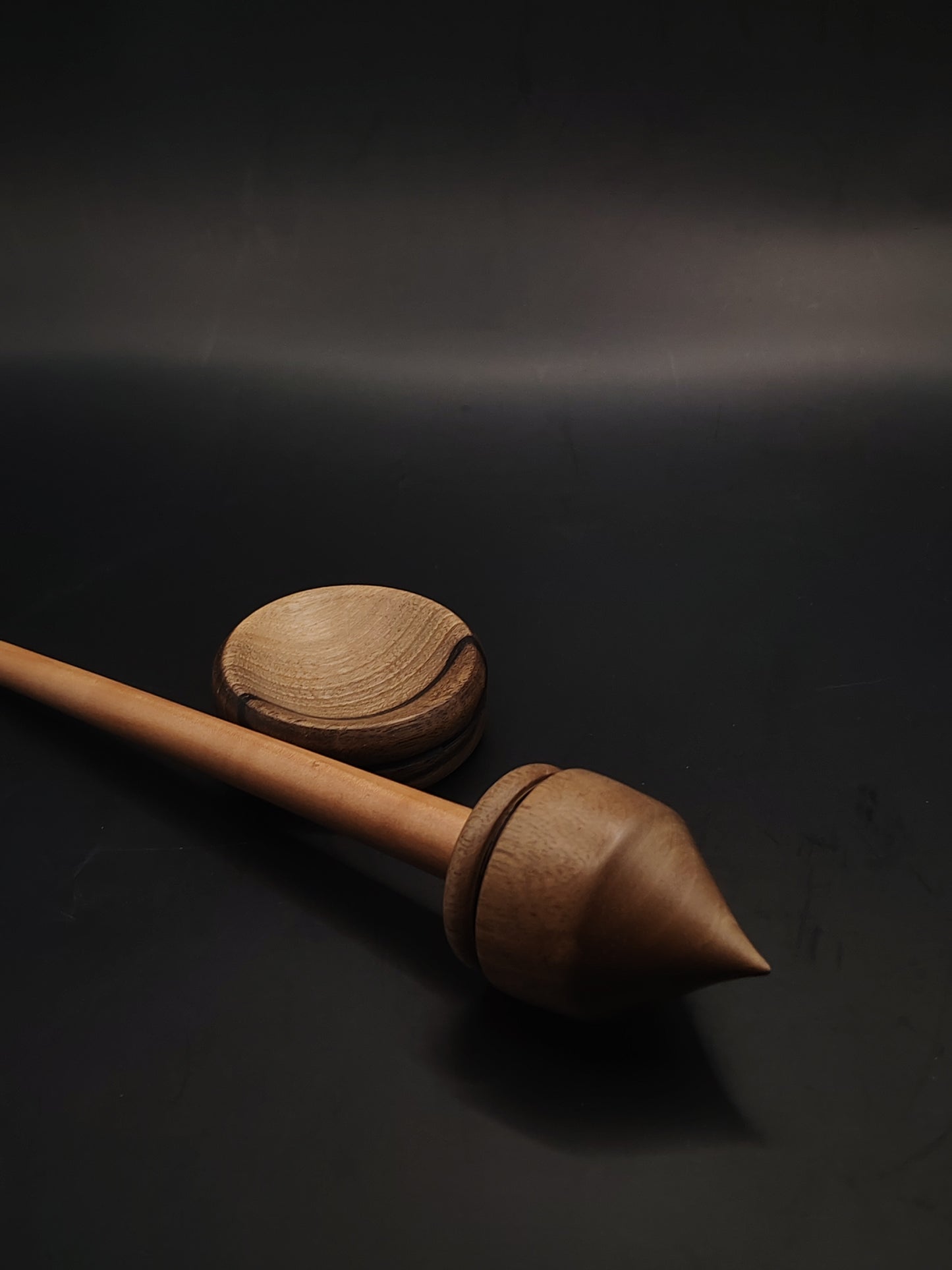 Support Spindle for Yarn Spinning – Walnut Whorl & Mulberry Shaft | 26 cm (37 g) | Set with Walnut Support Bowl | Handcrafted by Kravelli