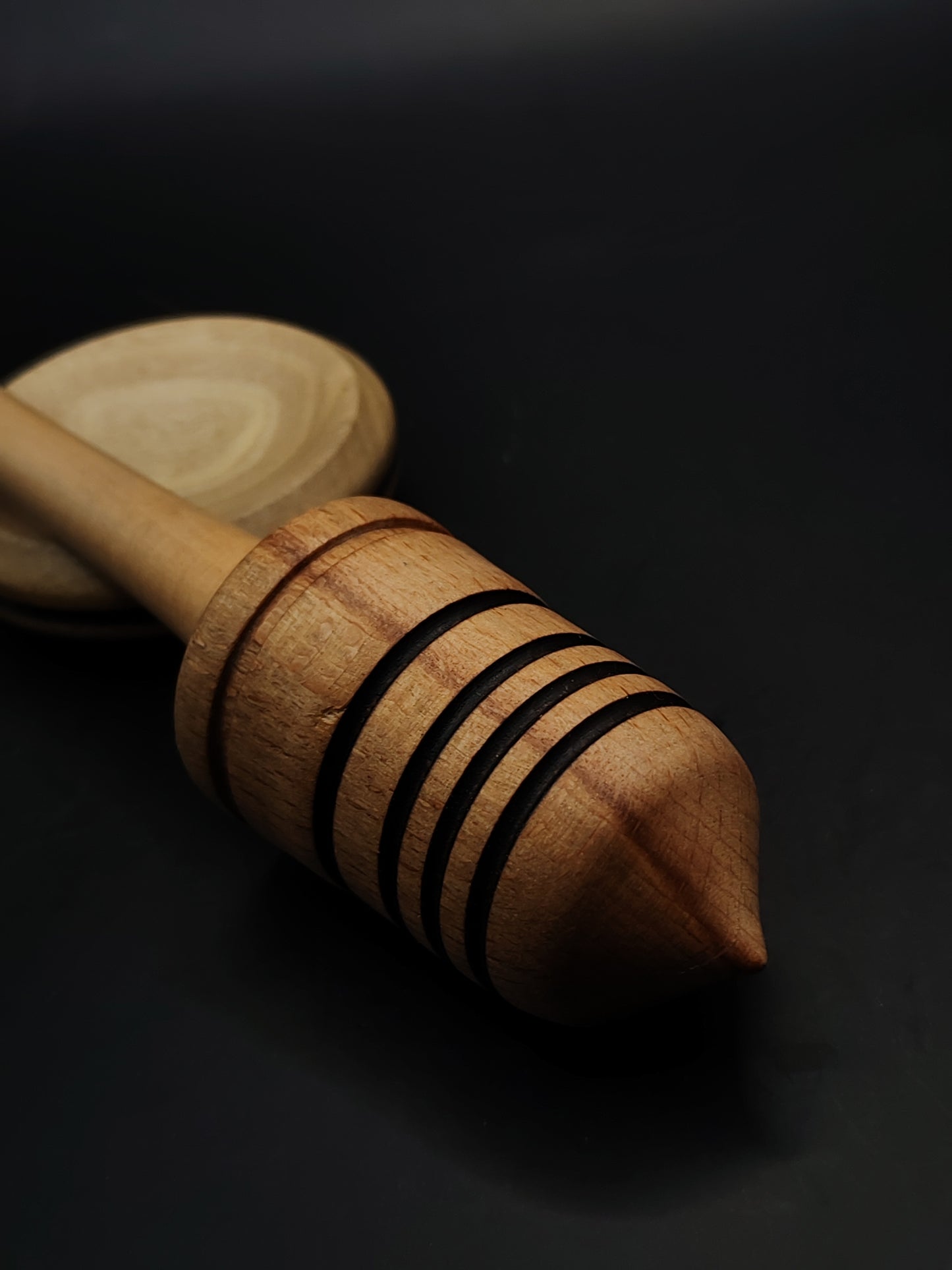 Support Spindle for Yarn Spinning – Beech Whorl & Pear Shaft | 27.5 cm (33 g) | Set with Walnut Support Bowl | Handcrafted by Kravelli