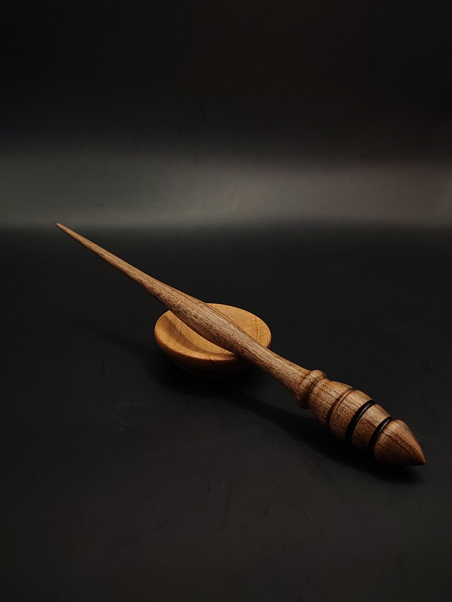 Support Spindle for Yarn Spinning – Artisan Walnut Wood | 23.5 cm (23 g) | Set with Walnut Support Bowl | Handcrafted by Kravelli