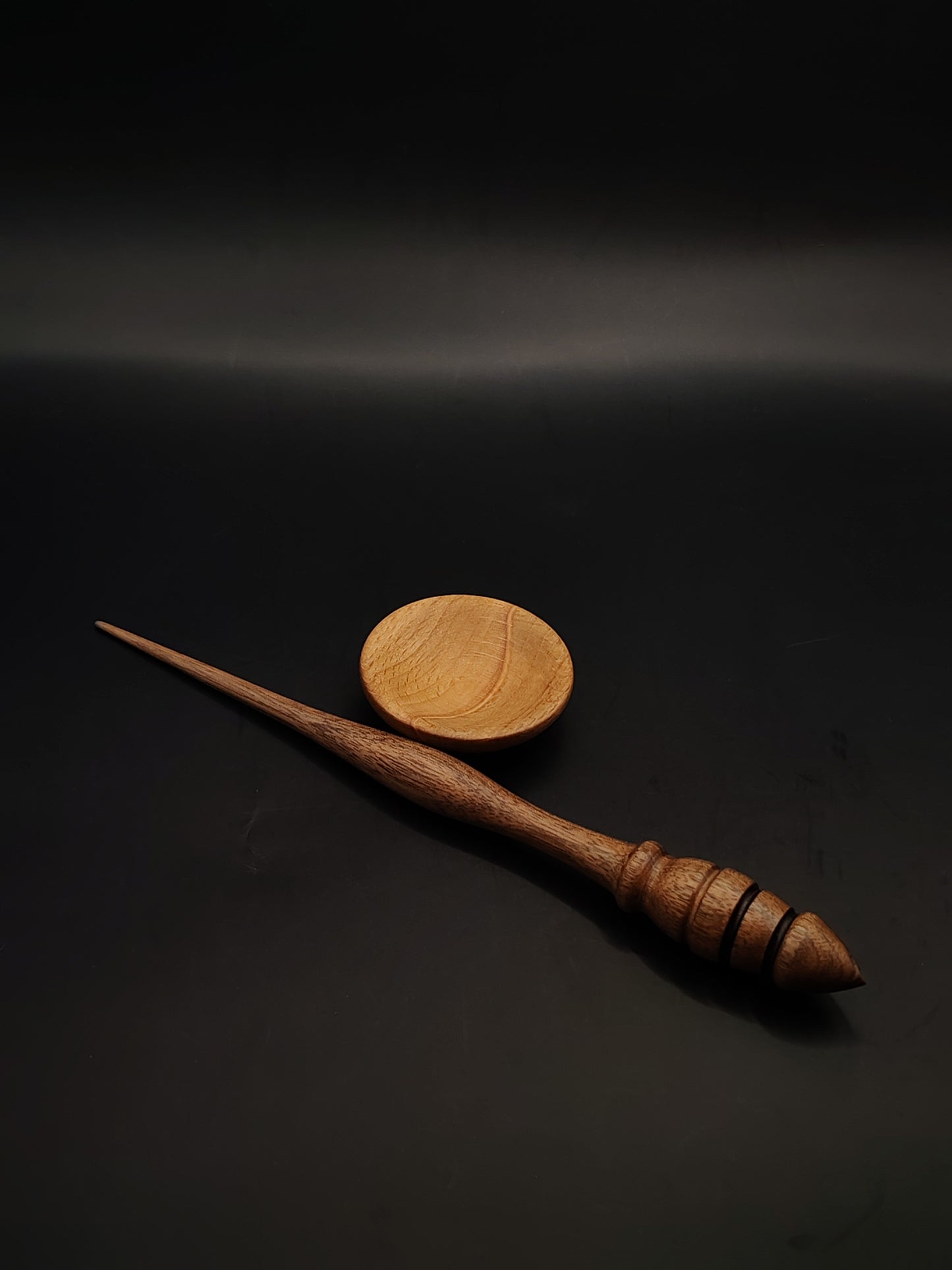 Support Spindle for Yarn Spinning – Artisan Walnut Wood | 23.5 cm (23 g) | Set with Walnut Support Bowl | Handcrafted by Kravelli