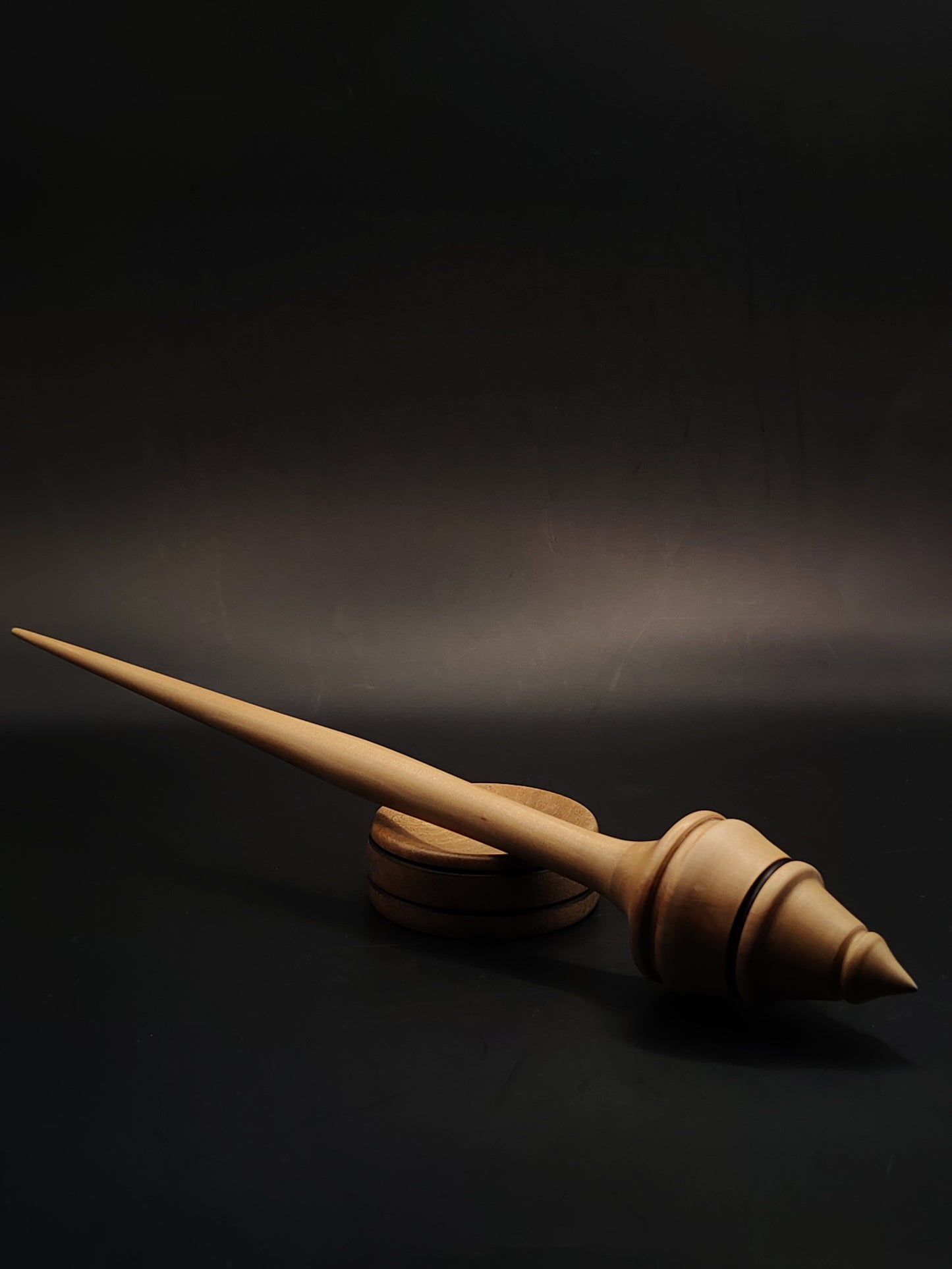 Support Spindle for Yarn Spinning – Apple Wood | 28 cm (36 g) | Set with Walnut Bowl | Handcrafted by Kravelli
