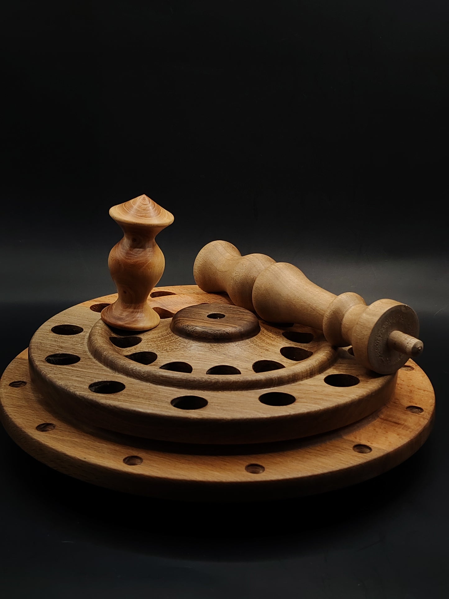 Spindle Stand for 24 Support & Drop Spindles – Beech, Walnut & Elm Wood | 17 cm Height | Handcrafted Organizer by Kravelli