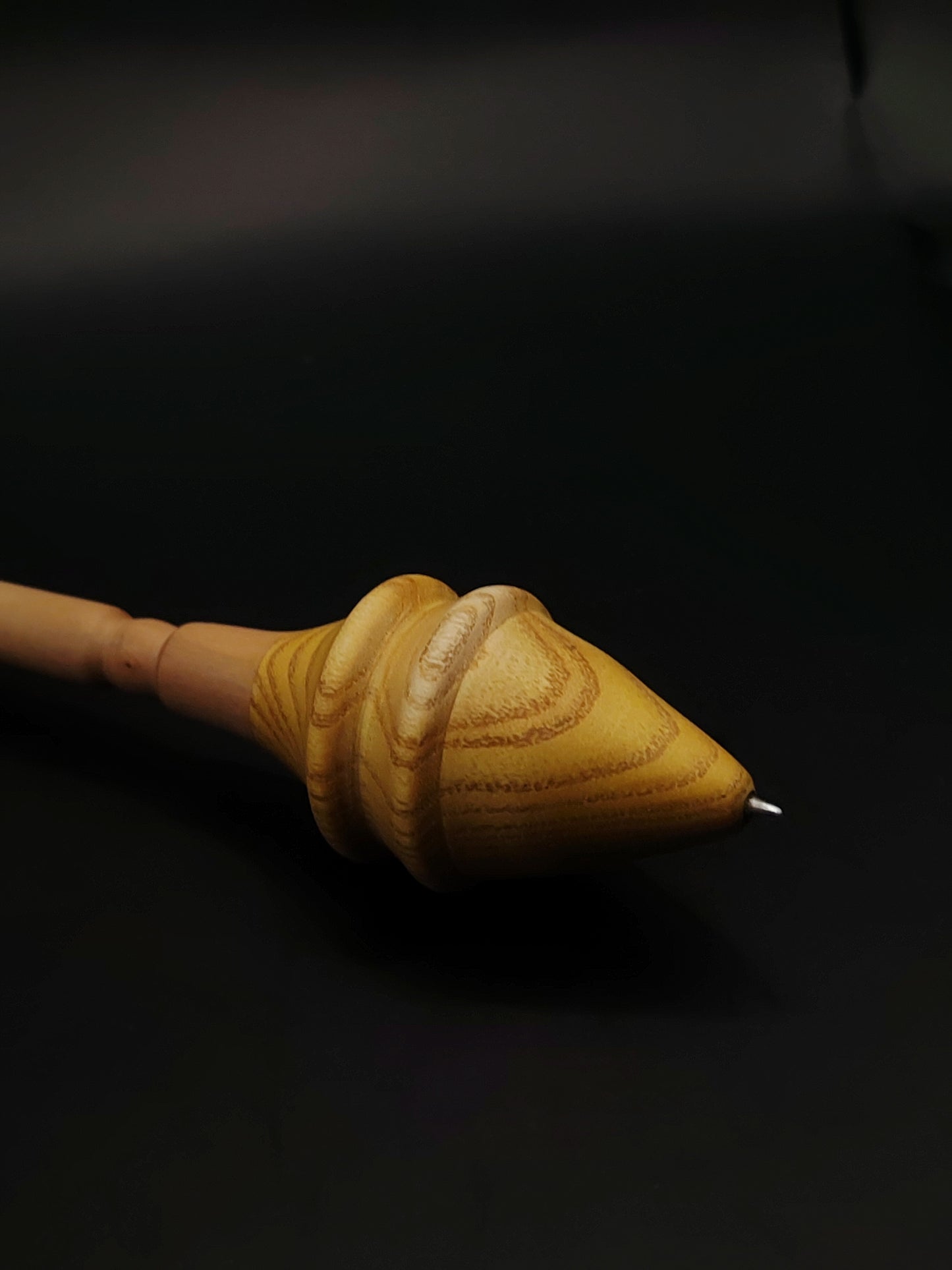 Support Spindle with Metal Tip – Mulberry Whorl & Pear Shaft (26.5 cm / 25 g) + Ceramic Spinning Bowl | Handcrafted by Kravelli