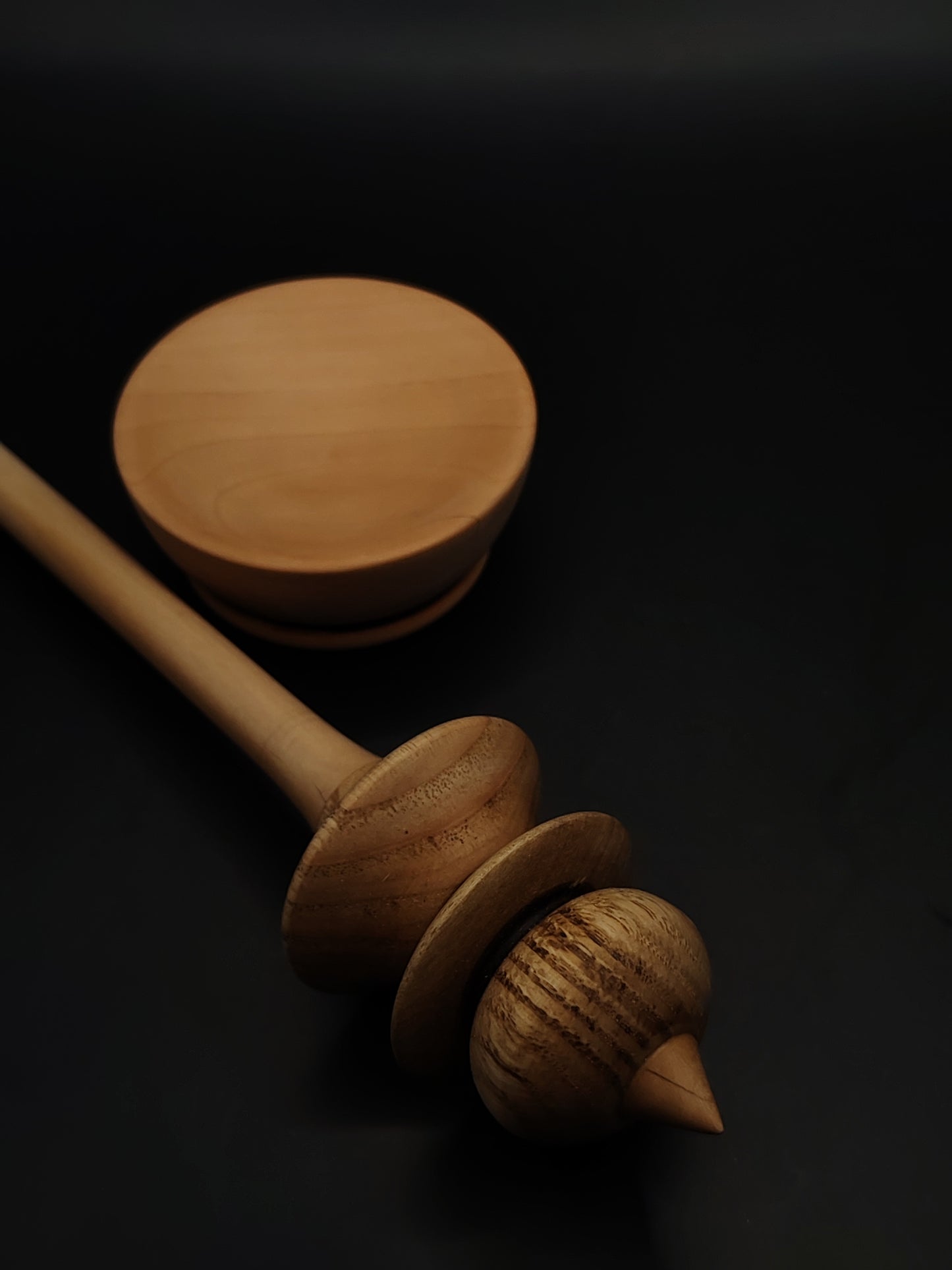 Support Spindle – Chestnut Whorl & Pear Shaft (25 cm / 9.8″, 25 g / 0.88 oz) + Pear Wood Spinning Bowl | Artisan Handmade by Kravelli