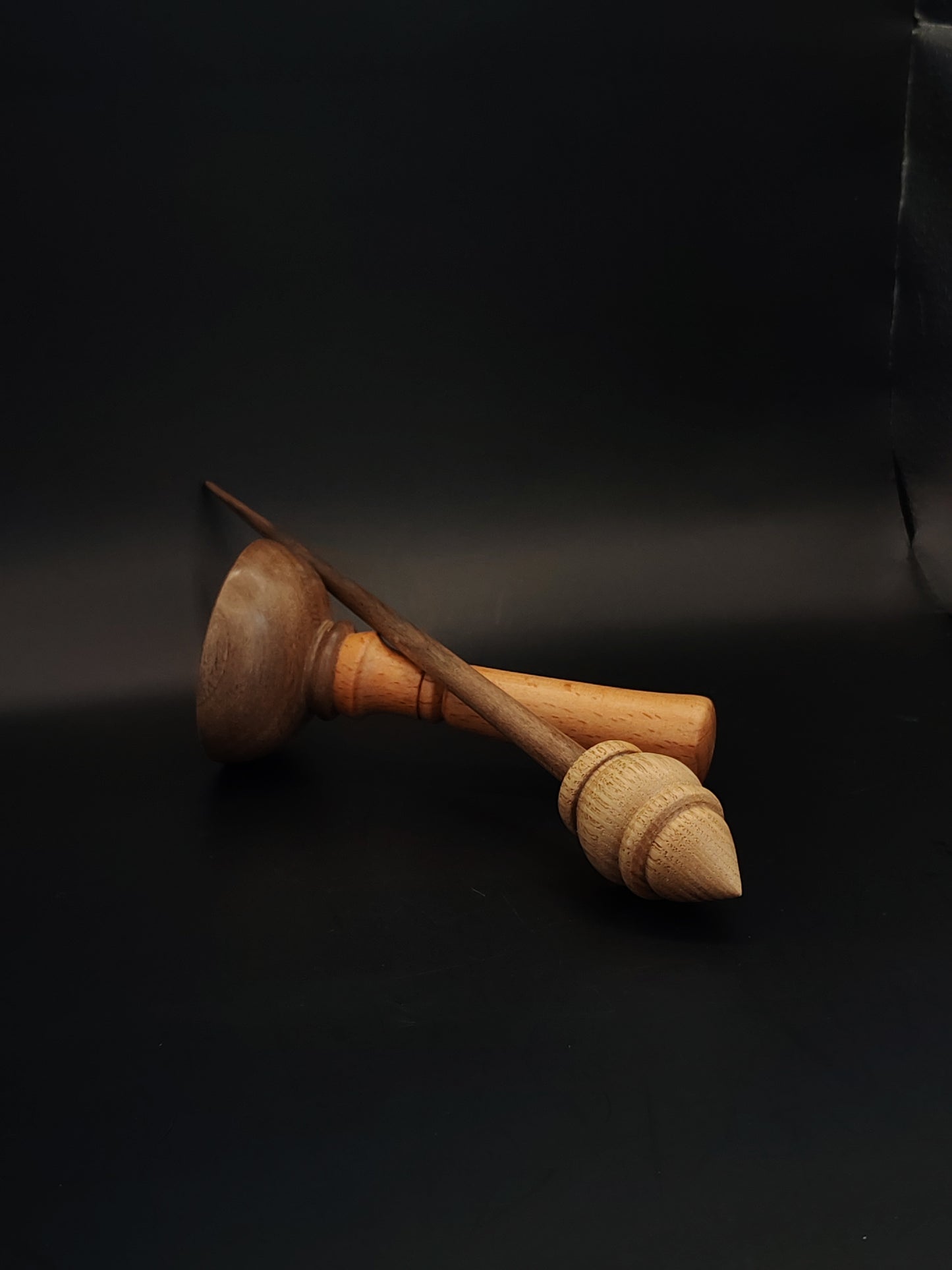 Support Spindle – Walnut & Chestnut, 24.5 cm / 9.6″, 17 g + Lap Bowl