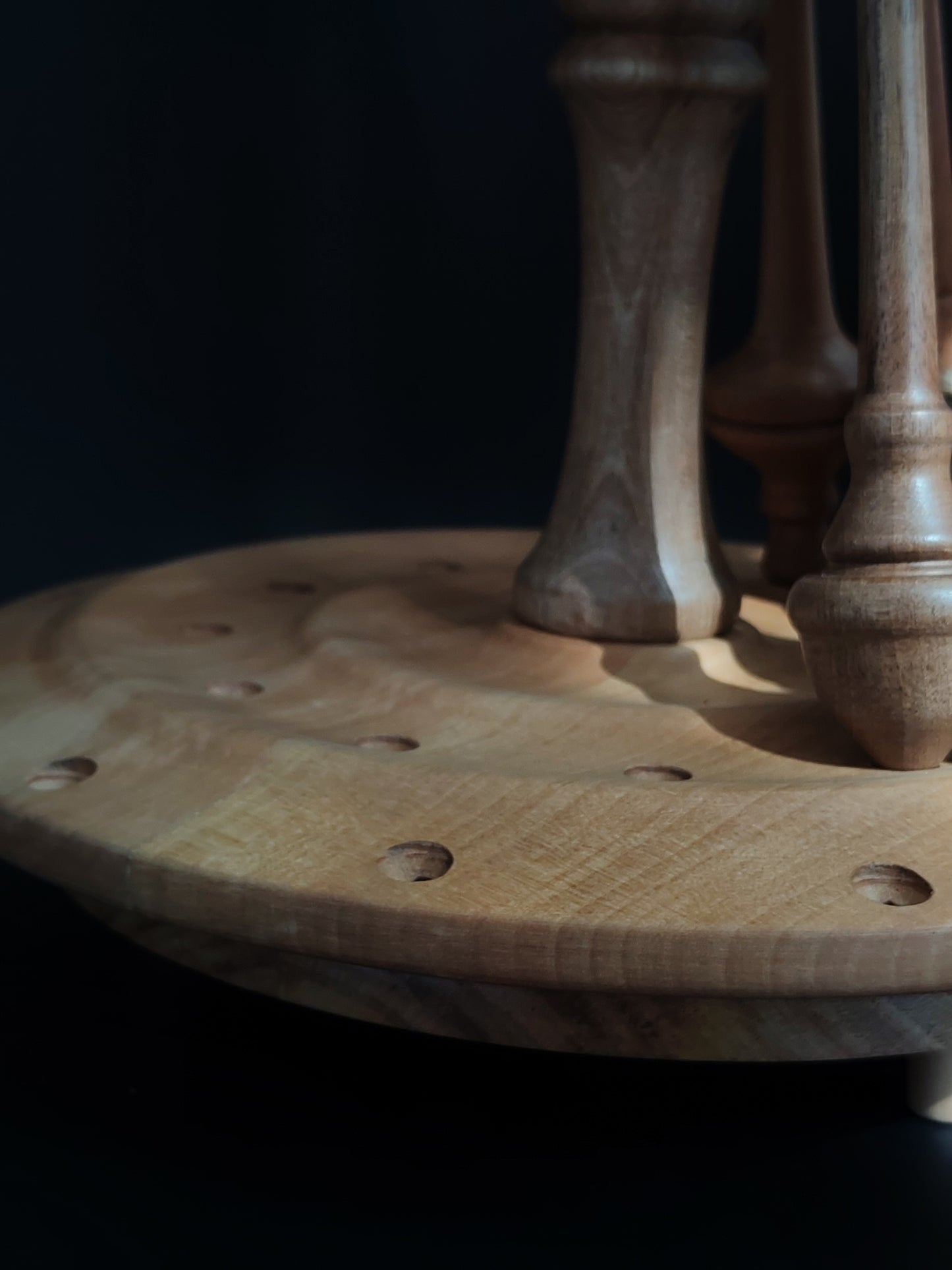 Rotating Spindle Stand for 24 Spindles – Pear Walnut Organizer for Support & Drop