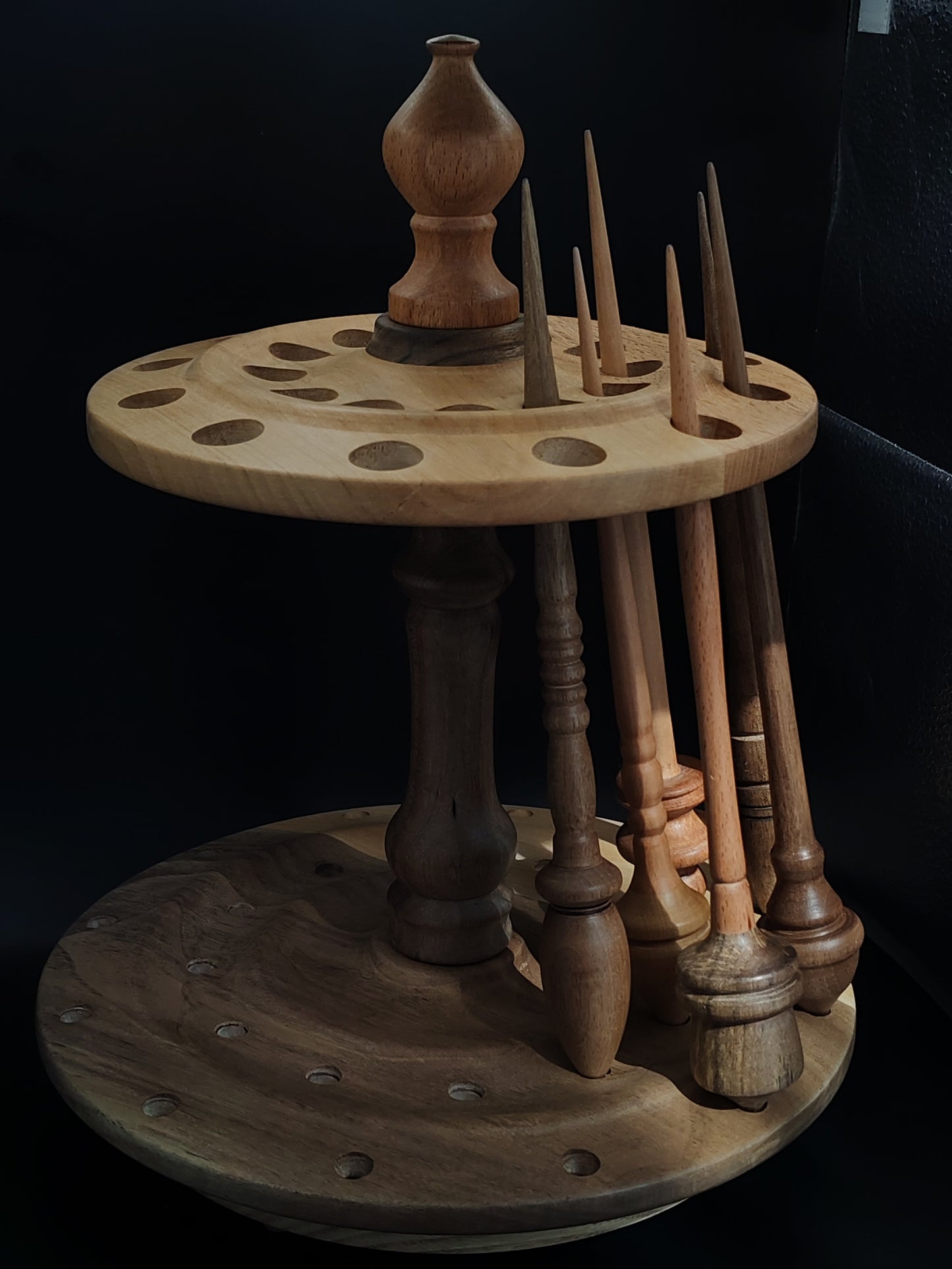 Rotating Spindle Stand for 24 Spindles – Apple Walnut Organizer for Support & Drop