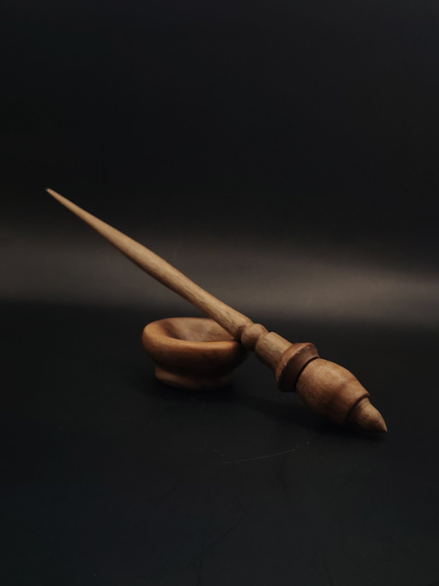 Support Spindle for Yarn Spinning – Walnut Wood, 24.5 cm (9.6″), 17 g, Bowl Set