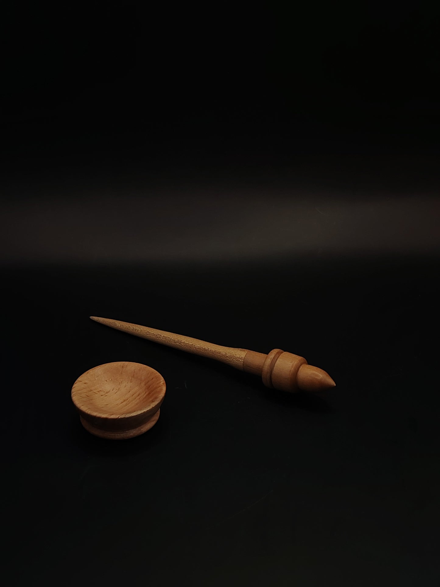 Mini Support Spindle for Yarn Spinning – Sycamore & Pear, 15 cm (5.9″), 7 g Bowl