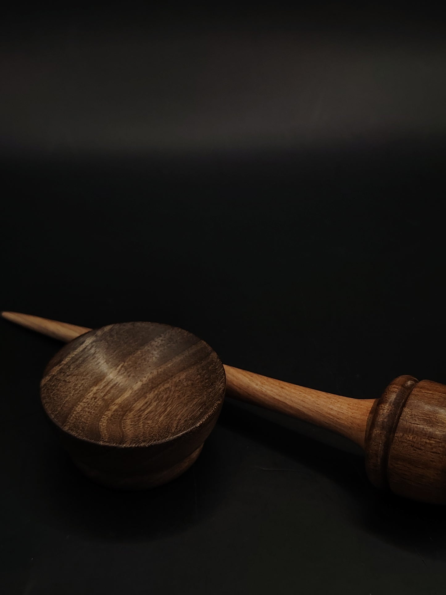 Mini Support Spindle for Yarn Spinning – Walnut & Chestnut, 15.5 cm (6.1″), 11 g Bowl