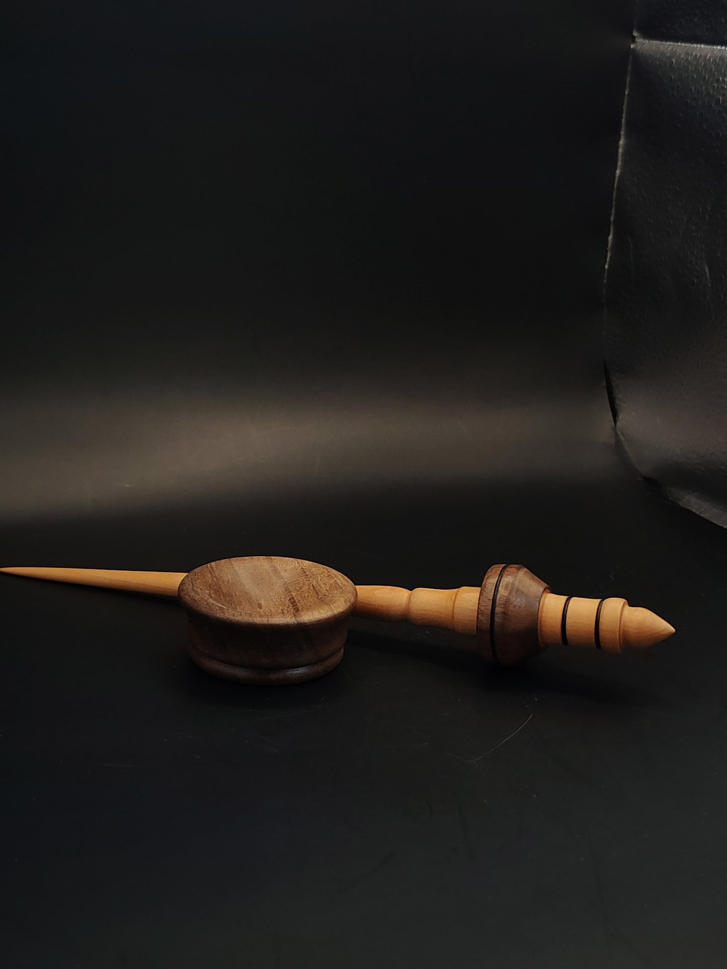 Support Spindle for Yarn Spinning – Pear & Walnut, 24 cm (9.4″), 18 g Bowl