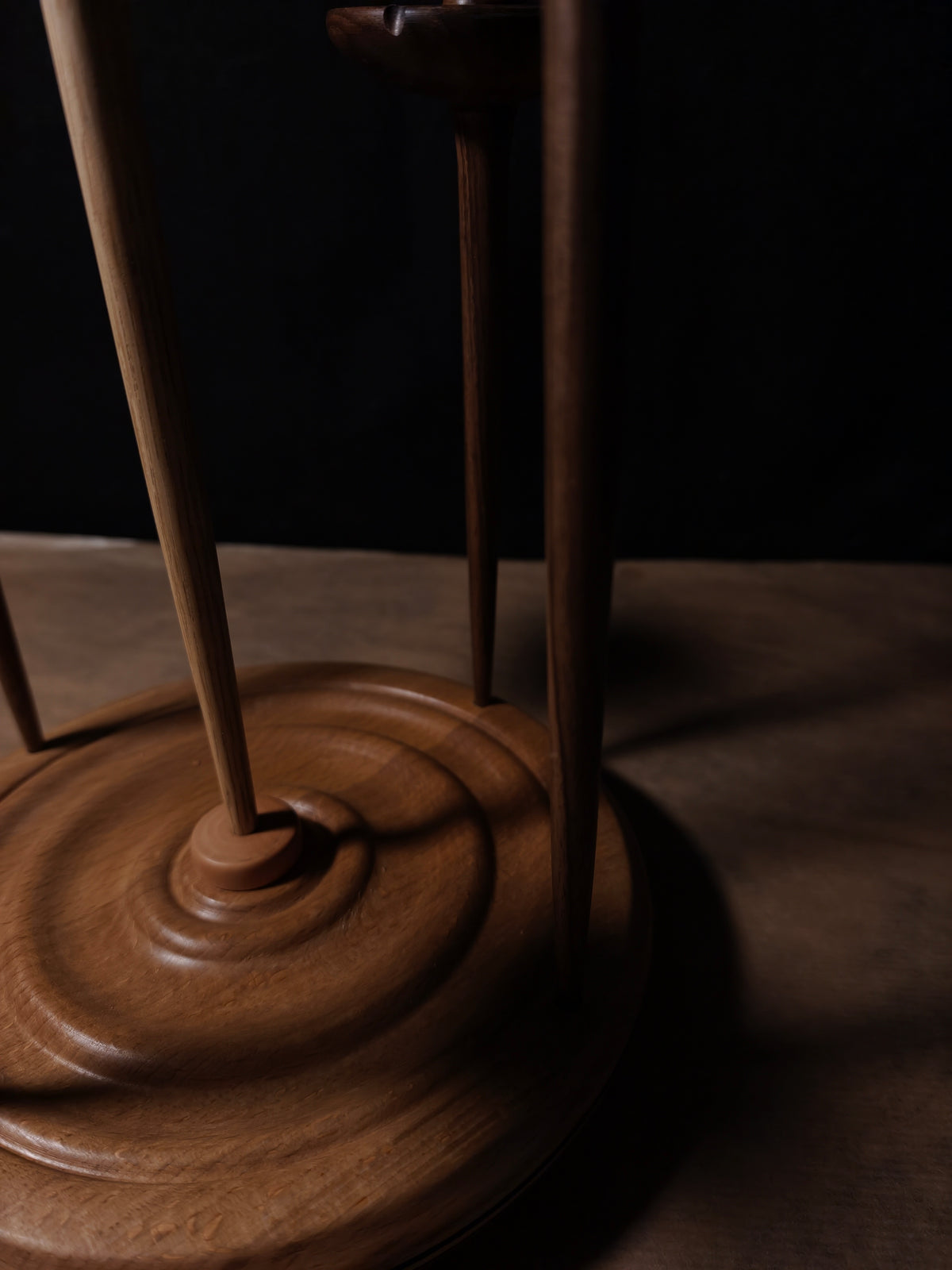 Set of 5 Wooden Drop Spindles with Pear Stand – 20–58g / 0.71–2.05 oz