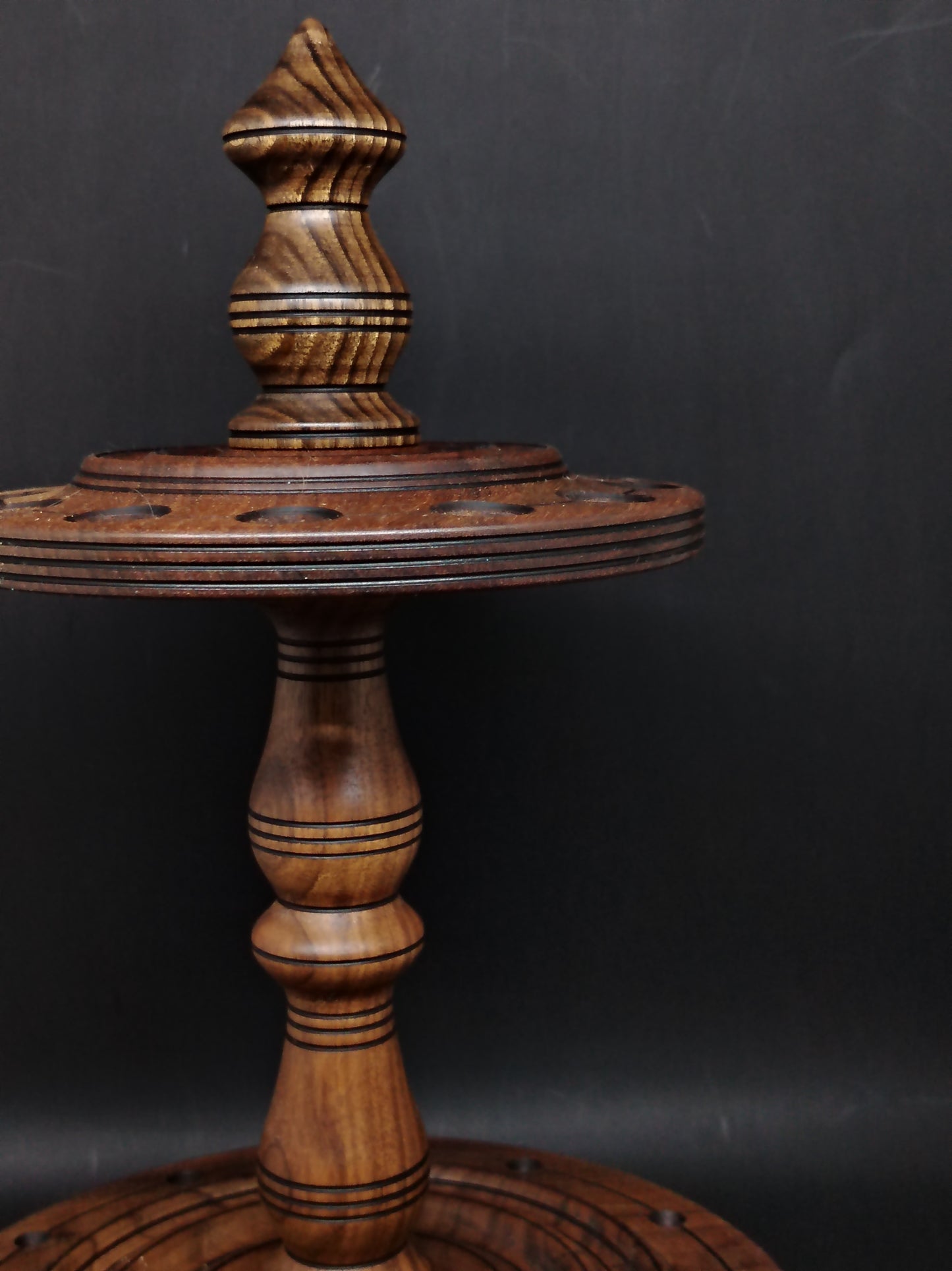 Walnut Craft Spindle Display Stand for 12 spindles