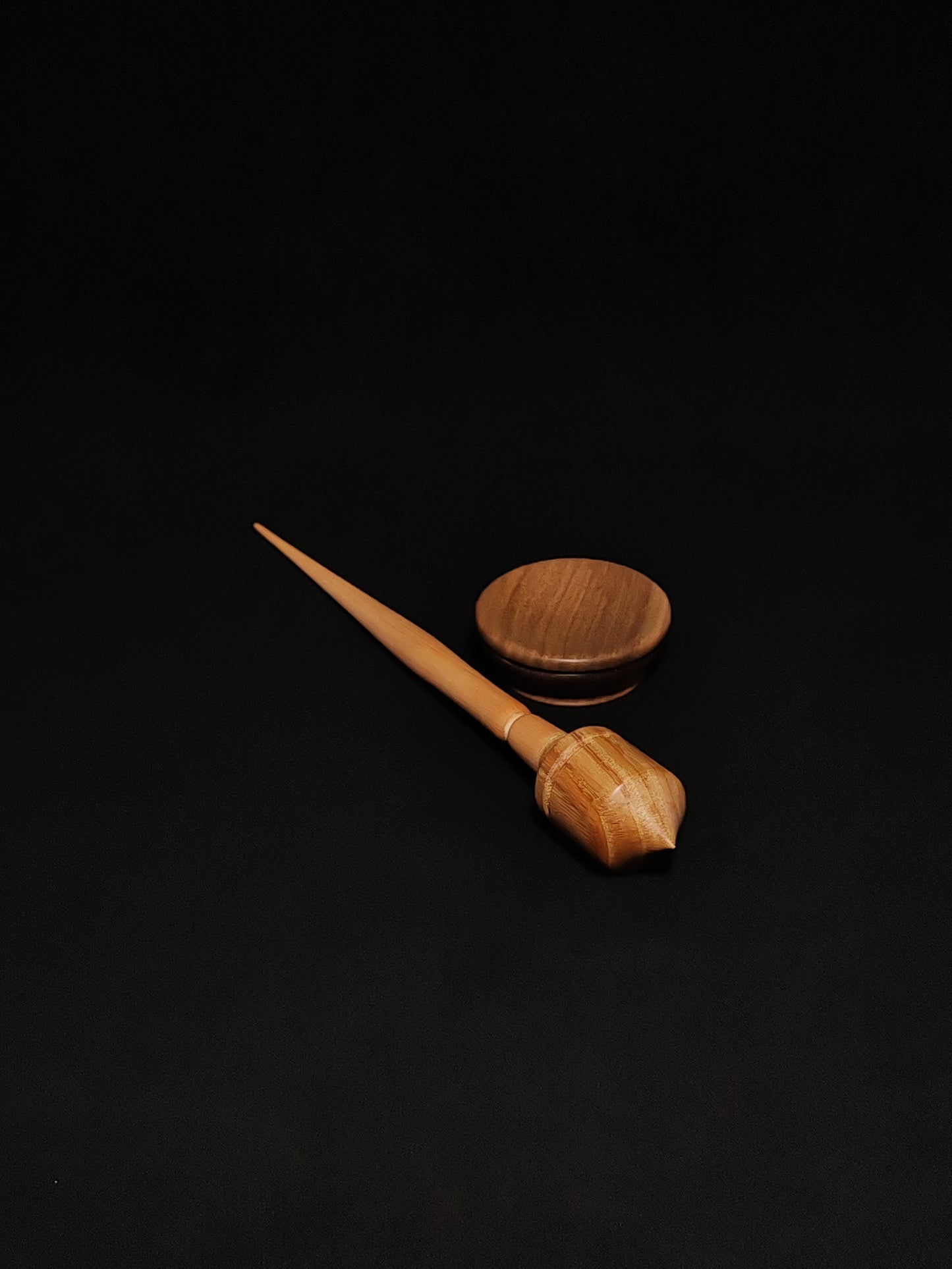 Support Spindle Set: Beech Shaft & Chestnut Whorl (24 cm / 9.45 inches, 19 g / 0.67 oz) with Walnut Support Bowl