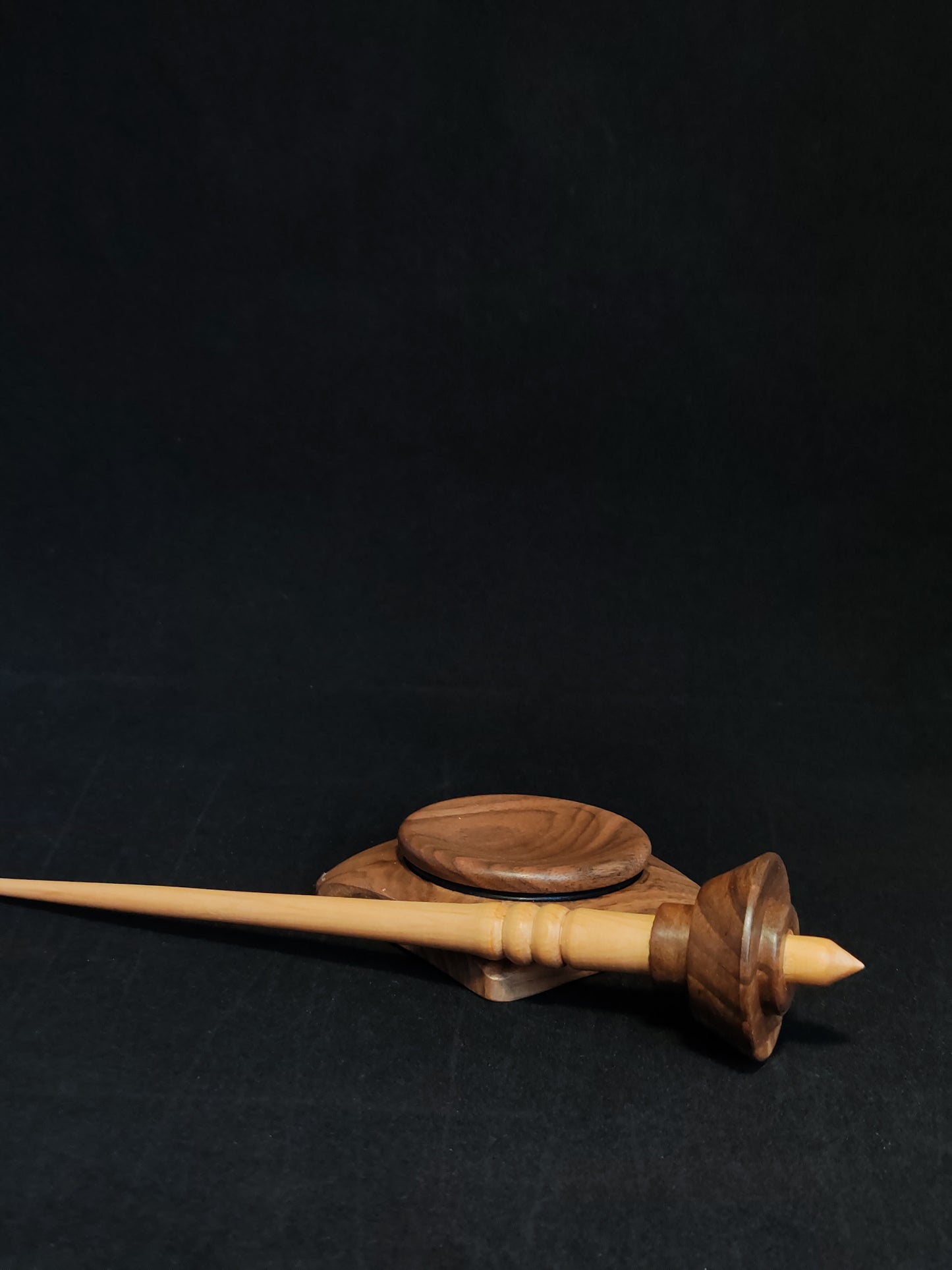 Support Spindle Set: Oak Shaft & Walnut Whorl (25.5 cm / 10.04 inches, 18 g / 0.63 oz) with Walnut Support Bowl