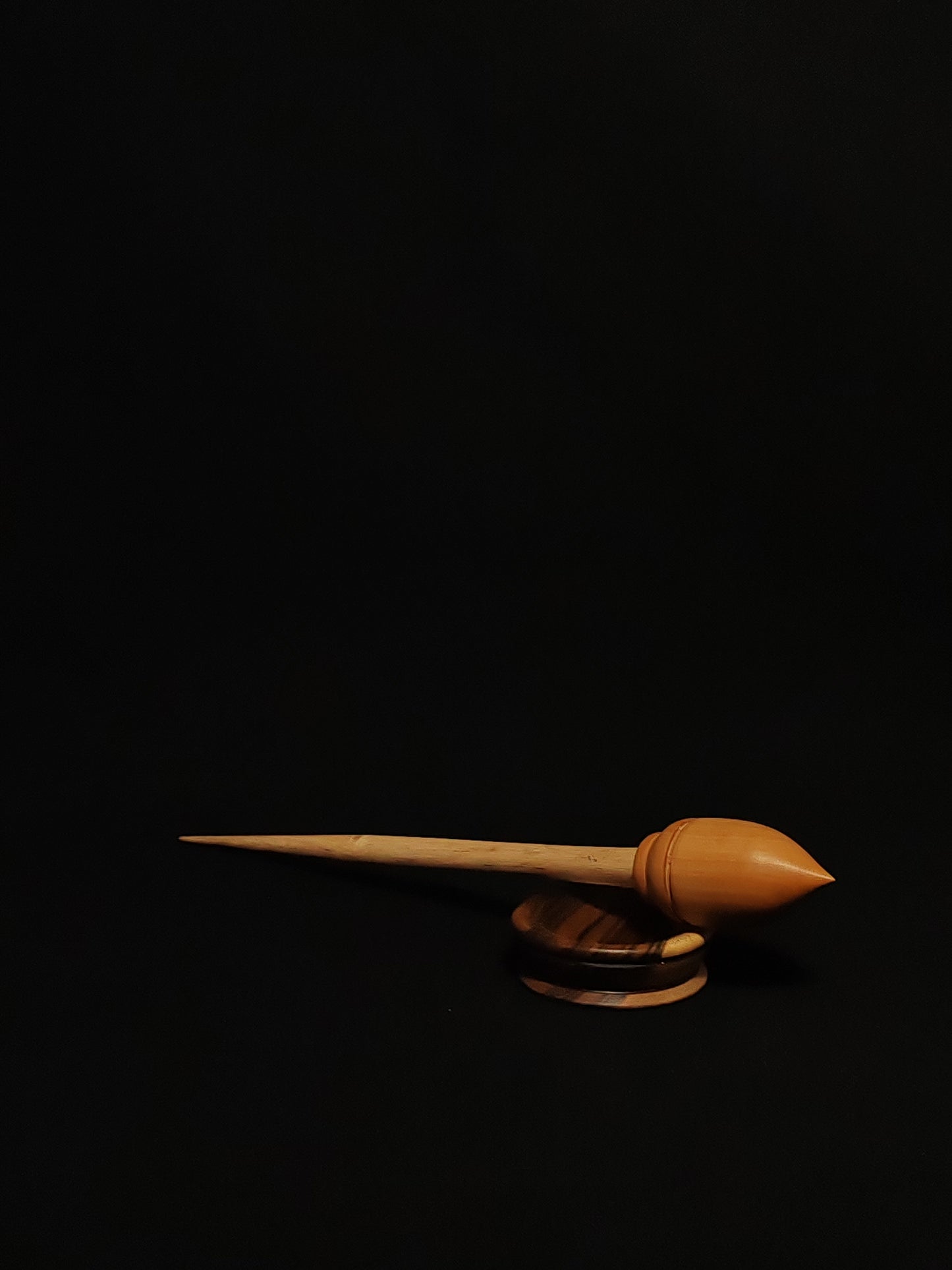 Support Spindle Set: Pear Whorl & Aged Chestnut Shaft (26 cm / 10.24 inches, 25 g / 0.88 oz) with Walnut Support Bowl