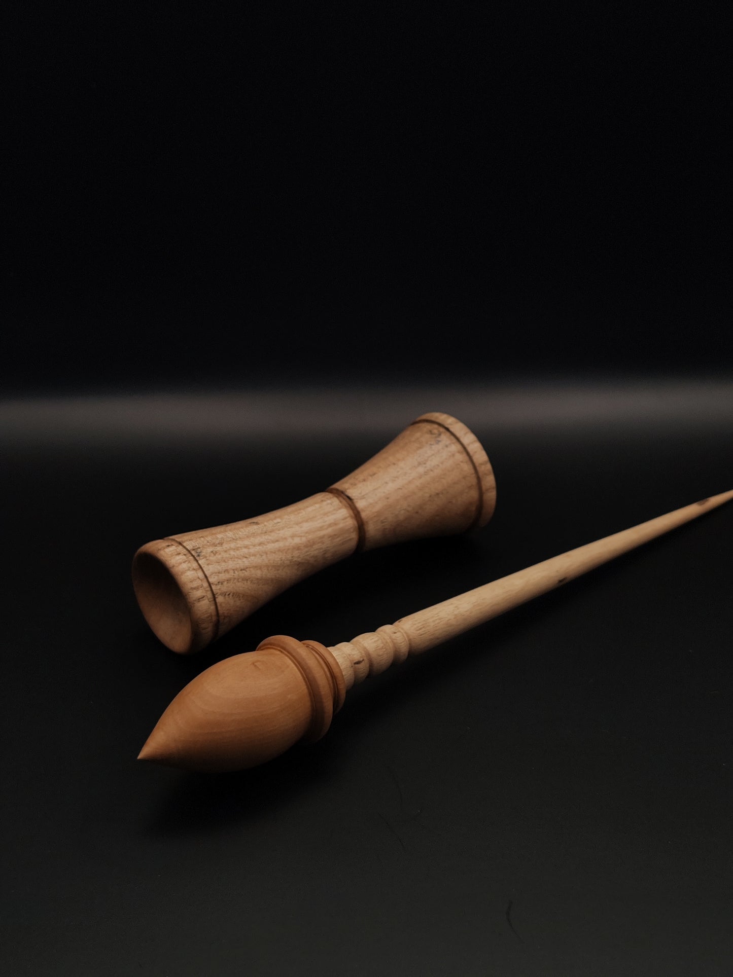 Support Spindle Set: Chestnut Shaft & Pear Whorl (28 cm / 11.02 inches, 28 g / 0.99 oz) with Aged Oak Double-Sided Lap Support Bowl (13 cm / 5.12 inches)