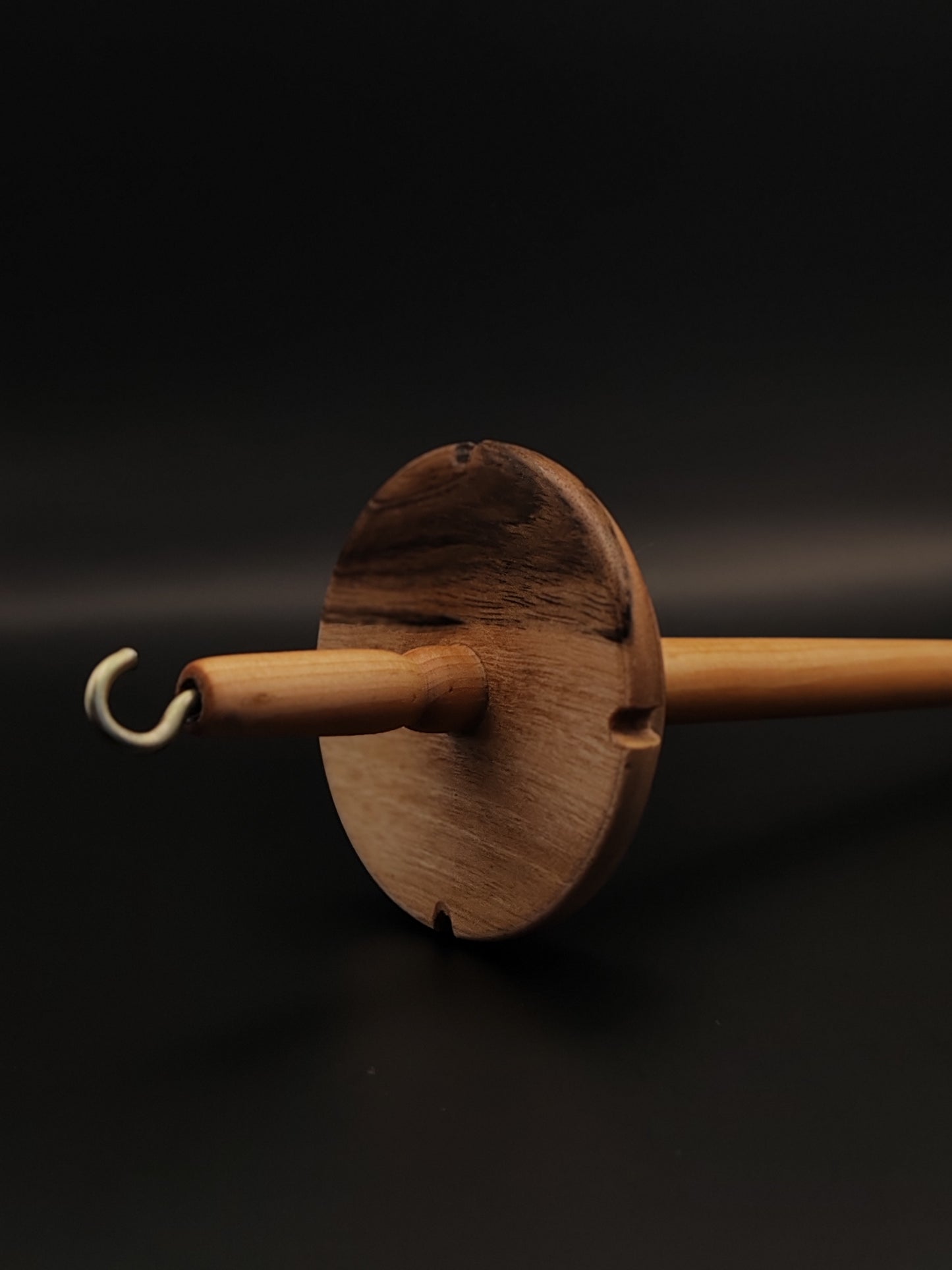 Drop Spindle: Walnut Whorl and Plum Shaft (25 cm / 9.84 in, 29 g / 1.02 oz)