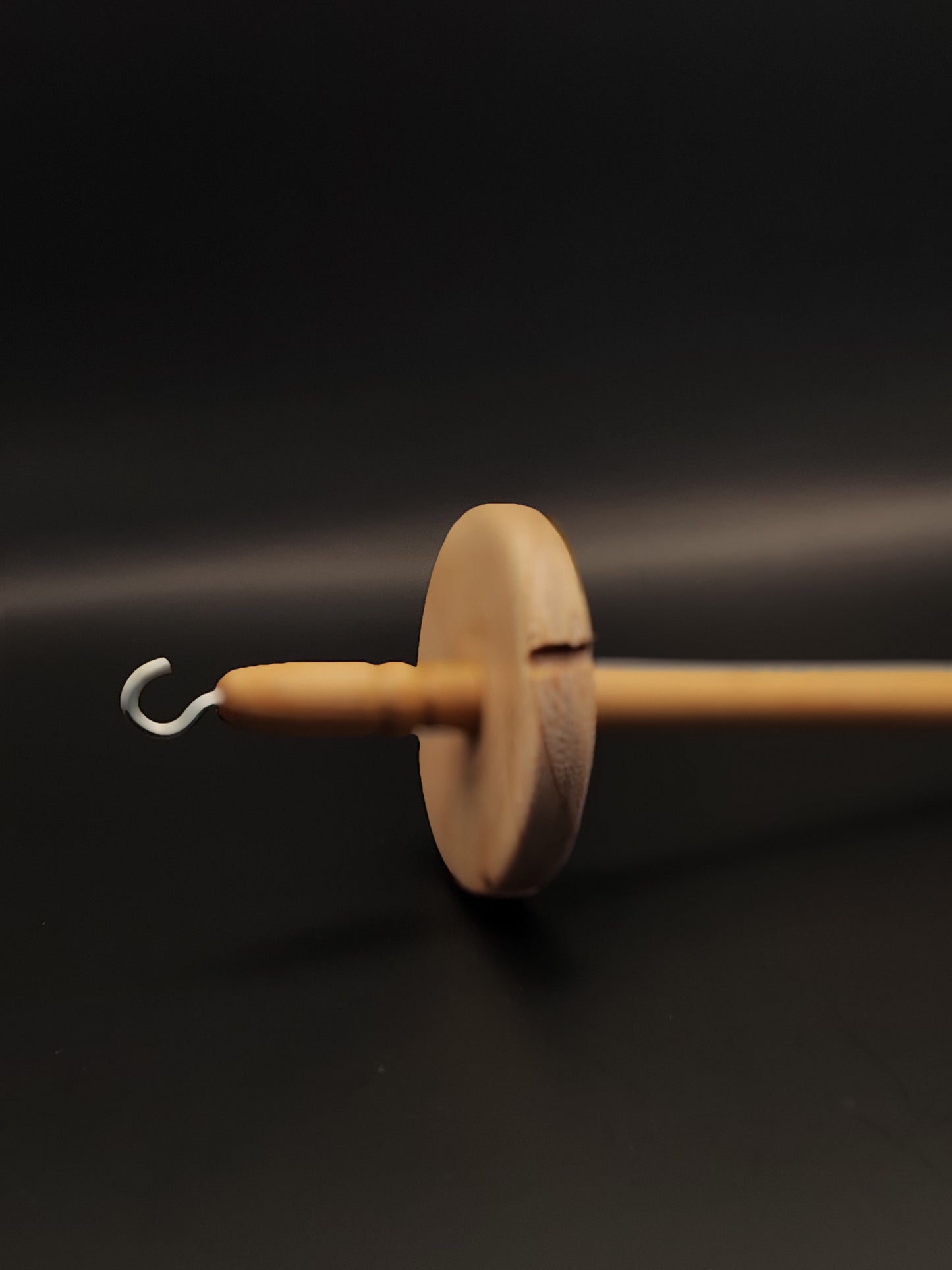 Drop Spindle: Oak & Sycamore (22 cm / 8.66 in, 27 g / 0.95 oz)