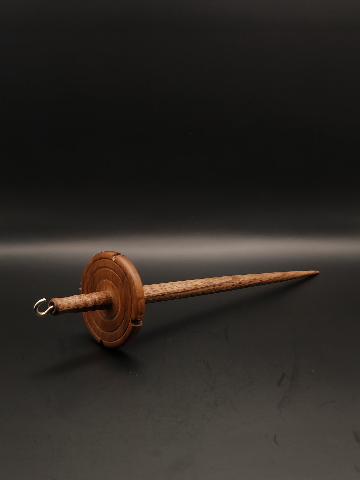 Walnut Drop Spindle: Elegant Walnut Wood (27 cm / 10.63 inches, 28 g / 0.99 oz)